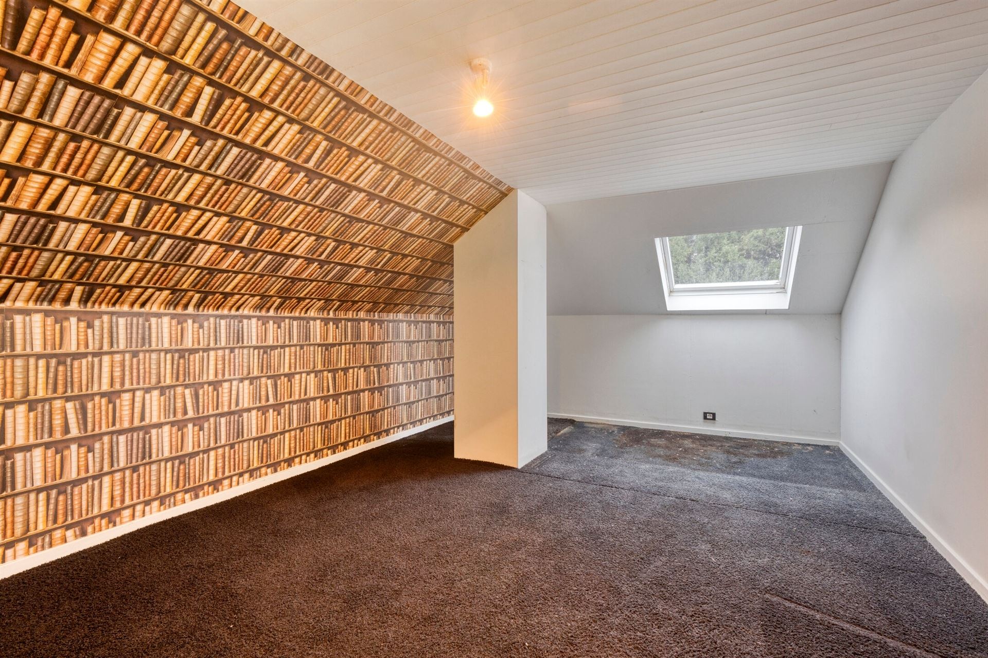 Villa op 1159m² grond. Uitstekend bereikbaar! foto 14