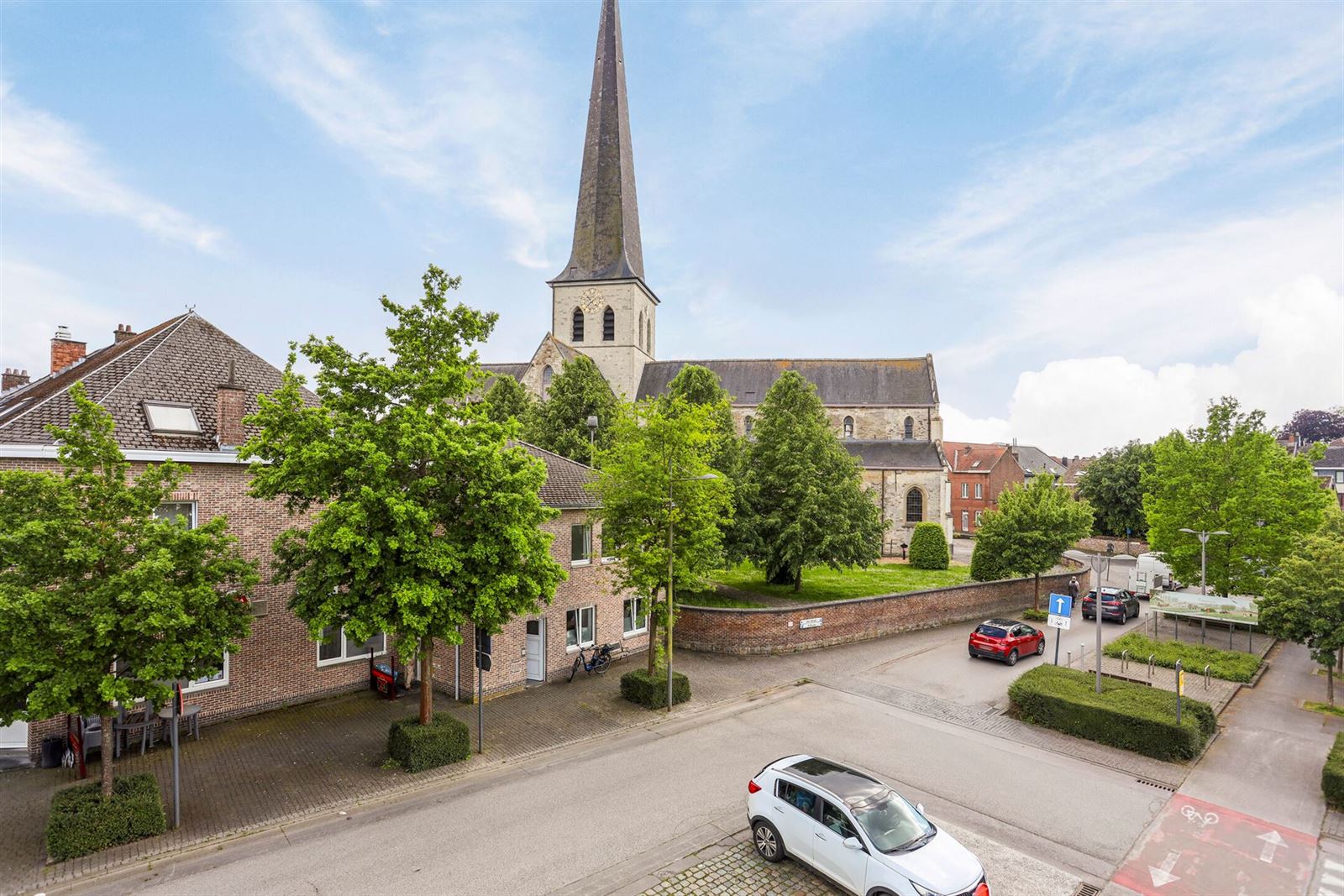 Appartement gelijkvloers met 1 slaapkamer in het centrum van Lennik foto 2