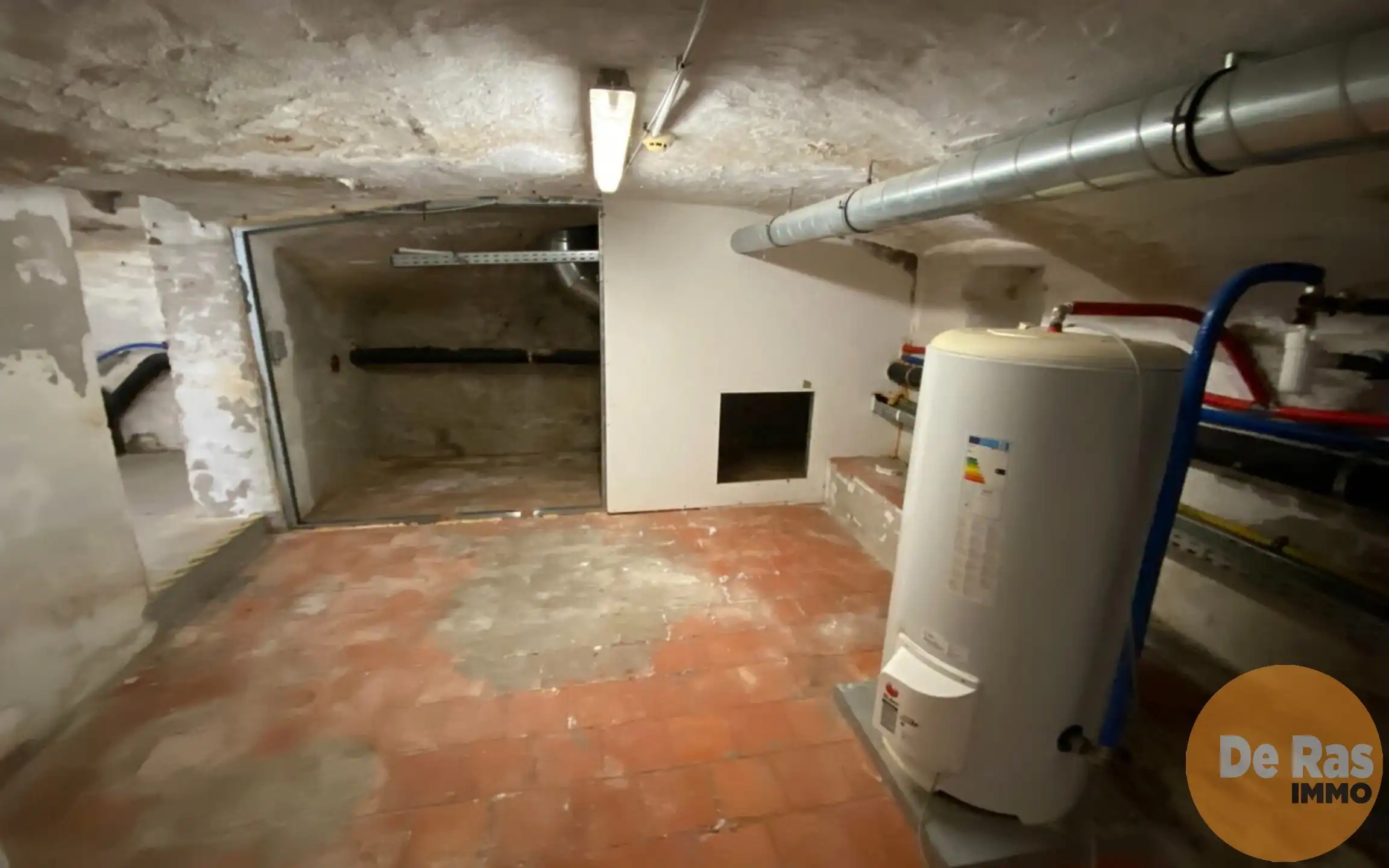 AALST - Commerciële ruimte pal in het centrum foto 6