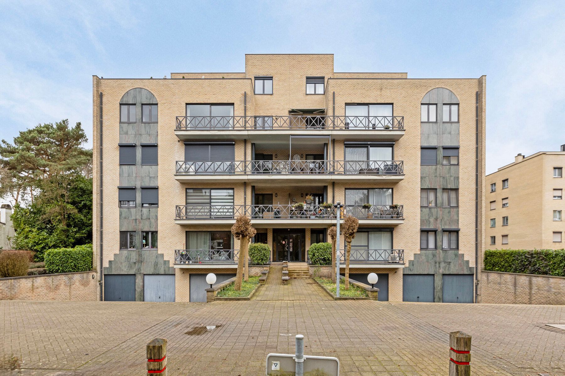 Centraal gelegen appartement met 2 slaapkamers.  foto 2