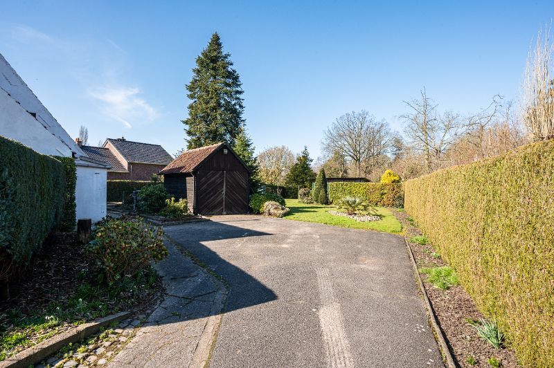 Renovatieproject of bouwgrond foto 4