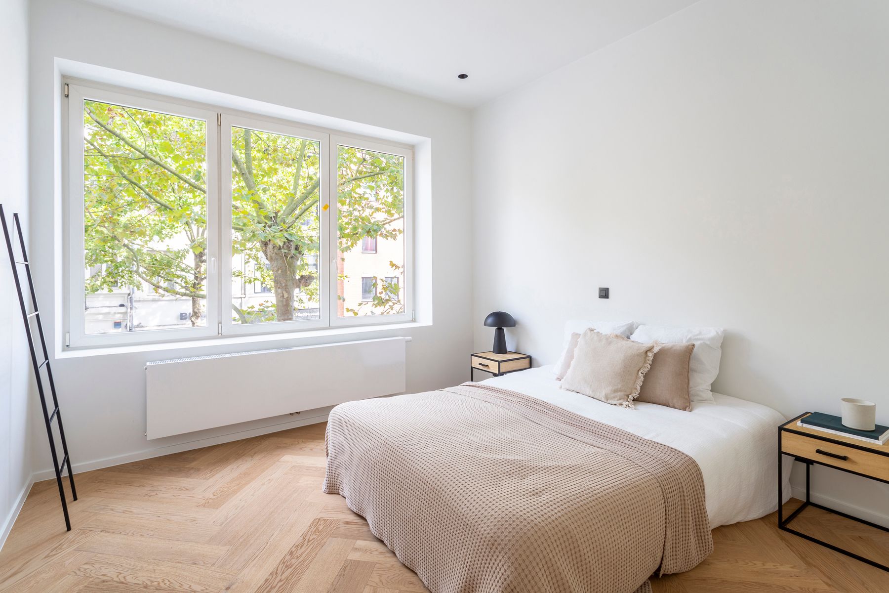 Totaalrenovatie 2 slaapkamers en toffe buitenruimte foto 11