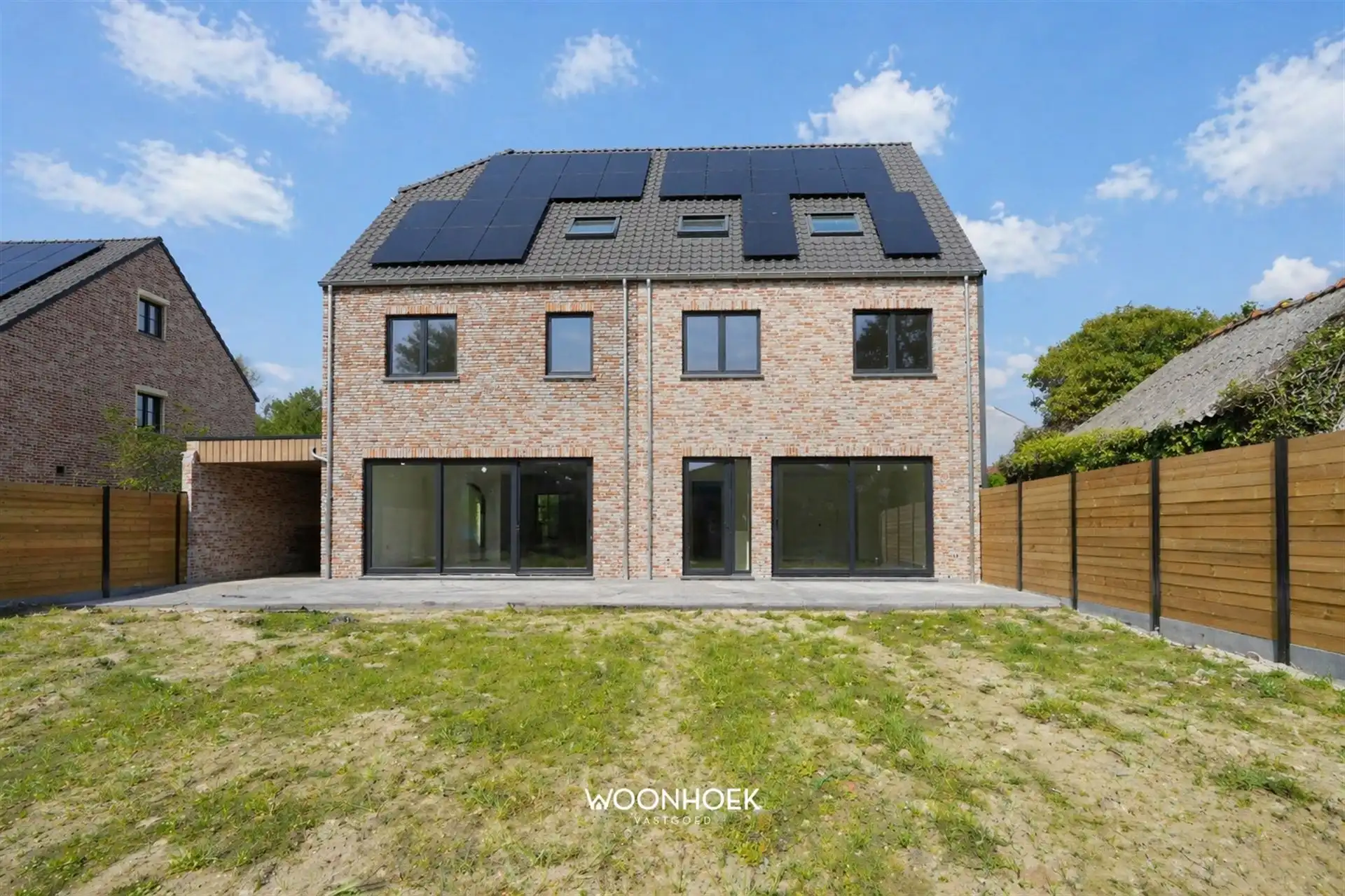 Stijlvolle nieuwbouwwoning met 4 slaapkamers aan 6% BTW foto 24