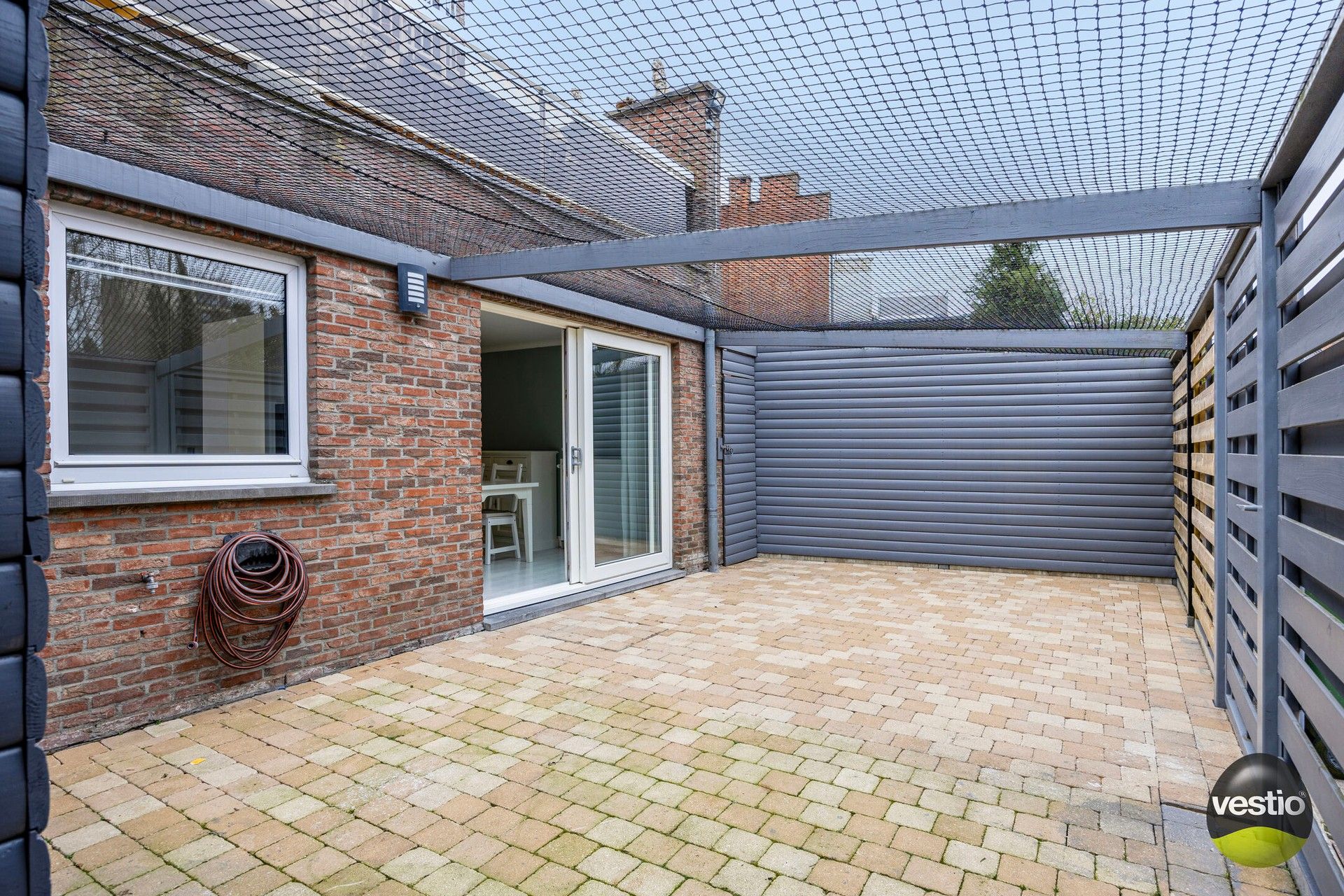 Fris, gelijkvloers appartement met mooi terras en parking. foto 13
