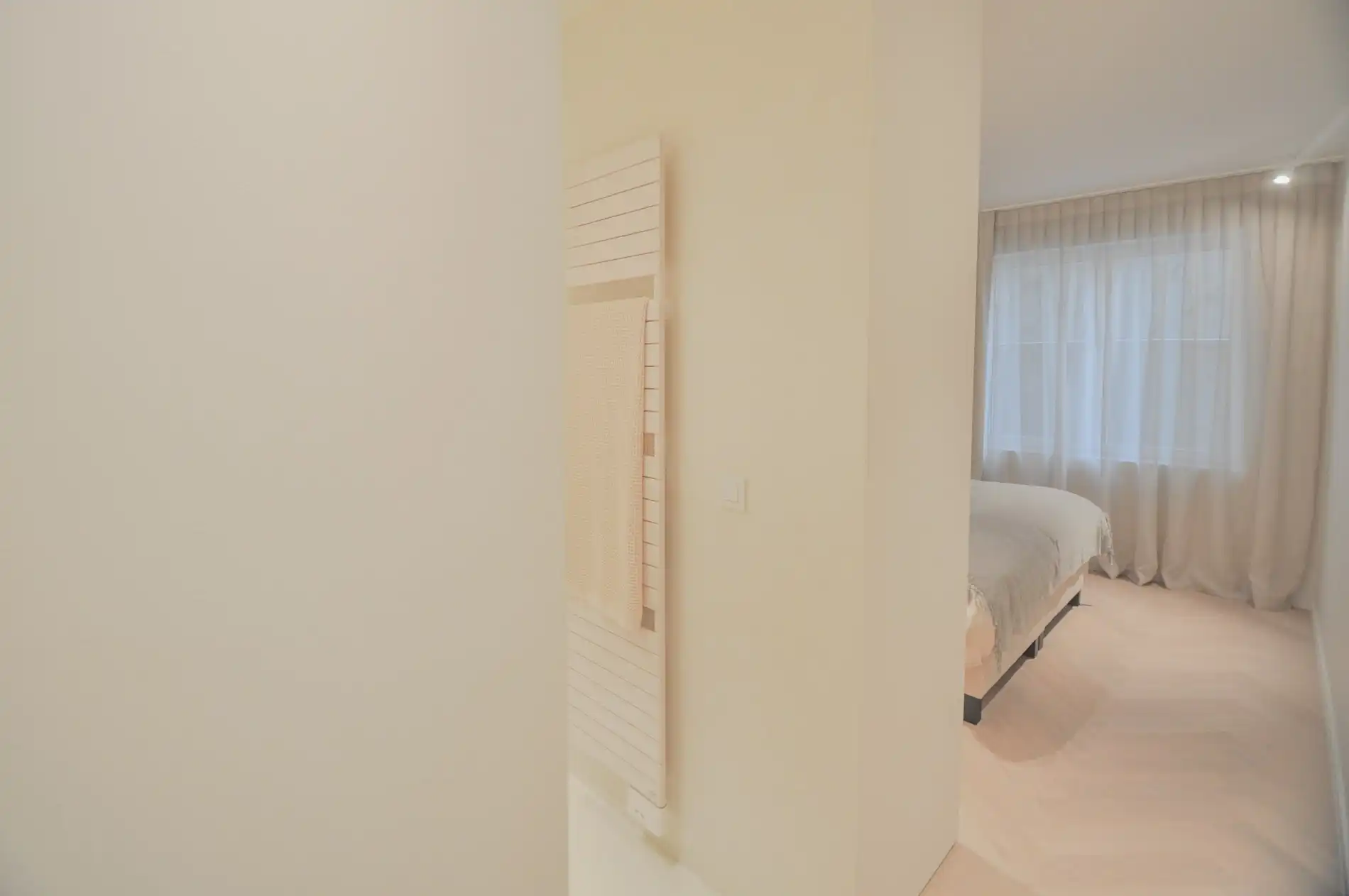 Uitzonderlijk, tijdloos volledig gerenoveerd appartement met een open zicht . foto 30