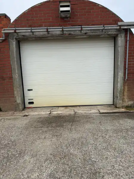 Industrieel-magazijn-logistiek te huur Oostrozebekestraat 247/poort 6 - 8770 Ingelmunster