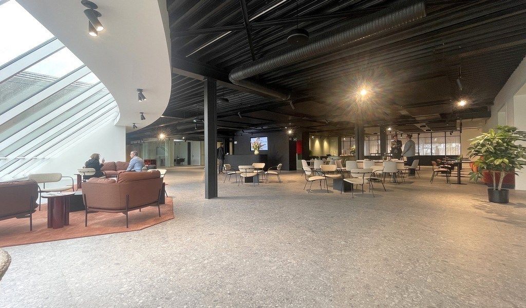 Kantoren te huur in West Port aan E34 in Zwijndrecht foto 17