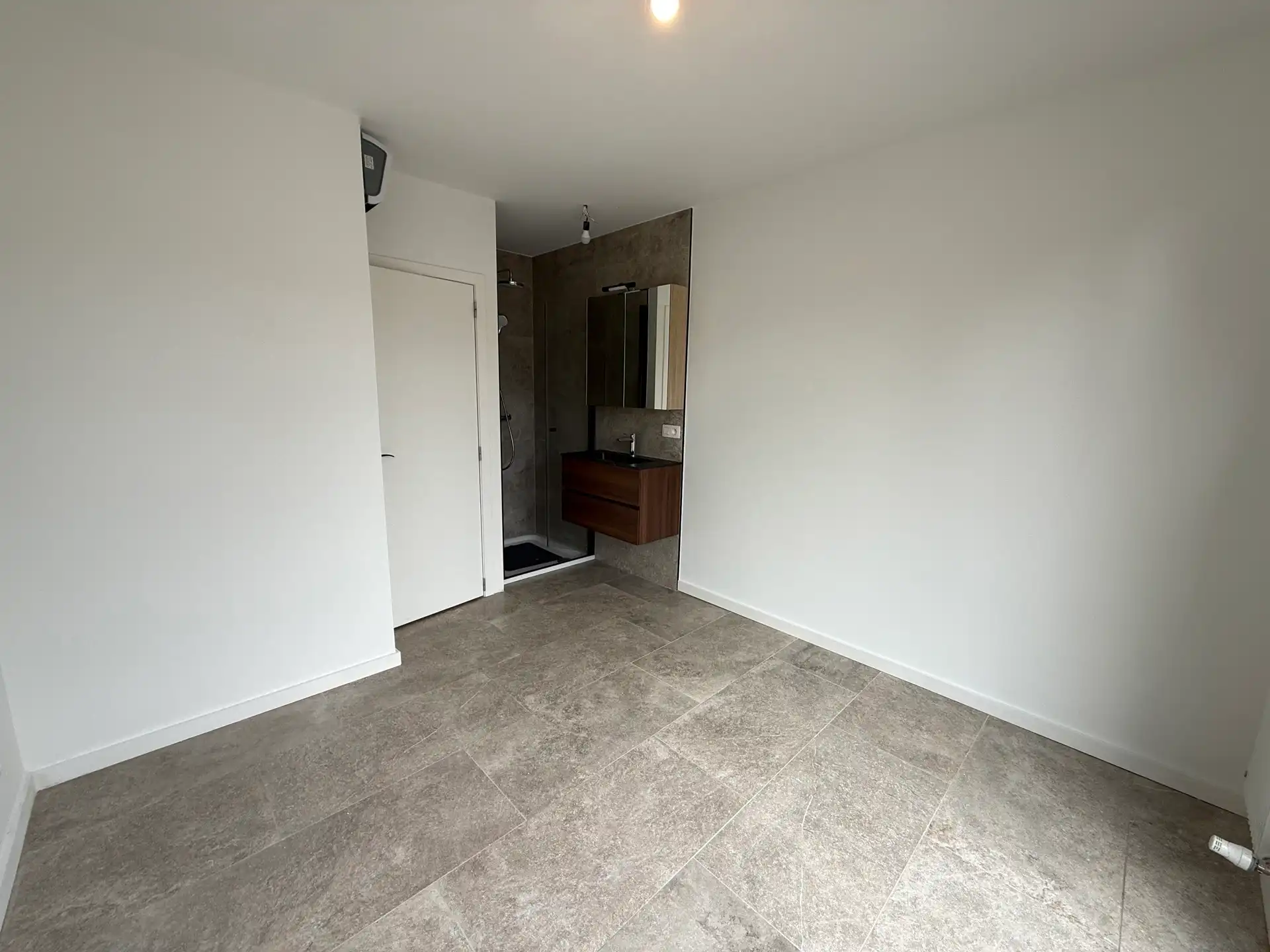 LEDE - Gerenoveerd appartement in het centrum. foto 6
