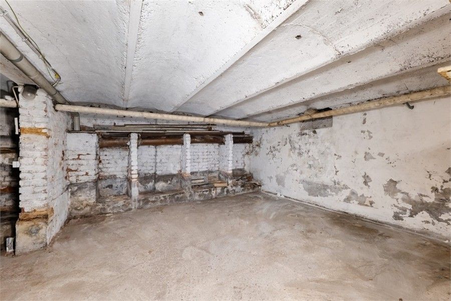 TE RENOVEREN STADSWONING MET VEEL POTENTIEEL IN HET STADSCENTRUM VAN SINT-TRUIDEN foto 17