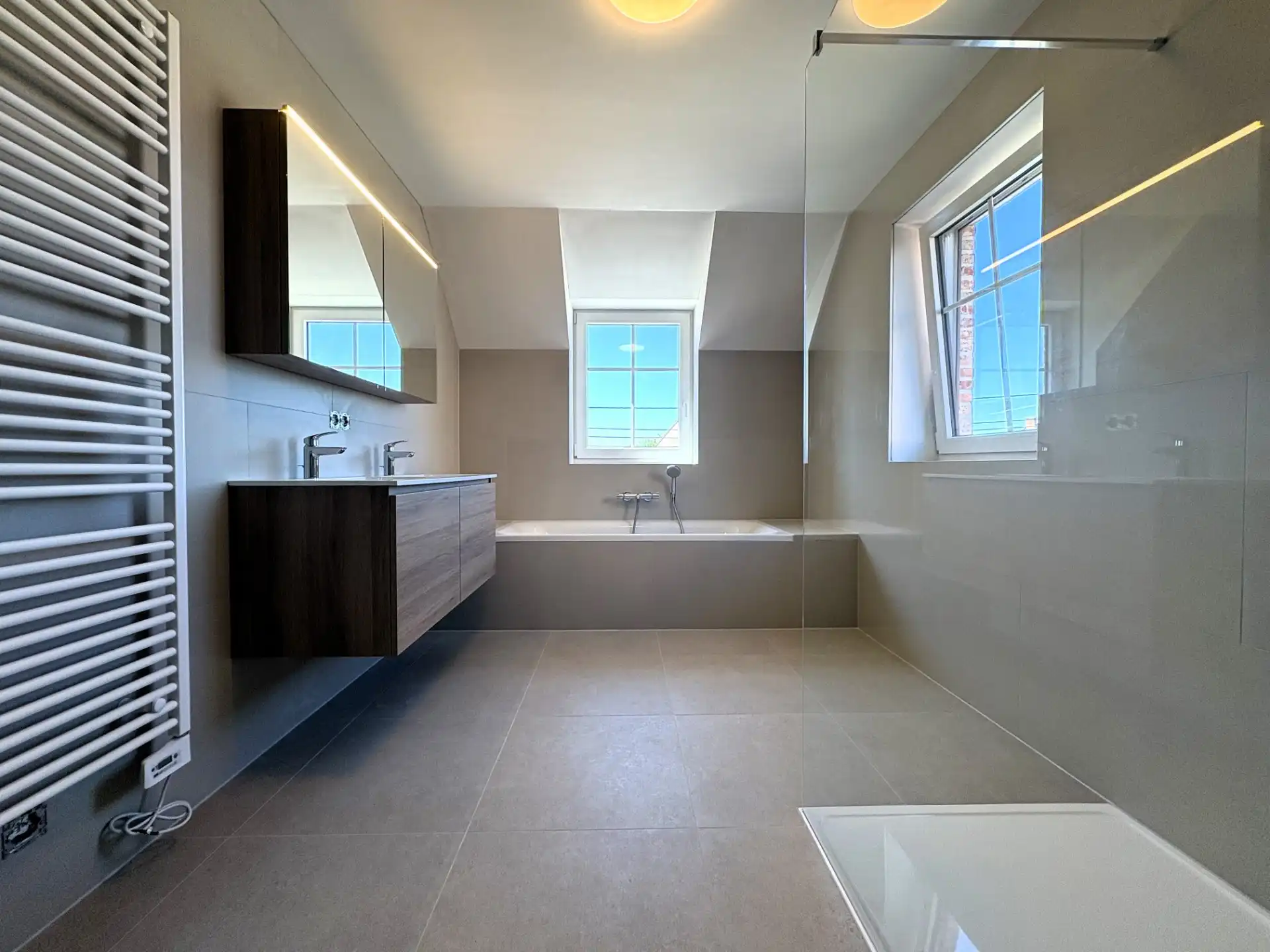 Luxueuze nieuwbouwwoning te huur nabij centrum Waregem foto 13