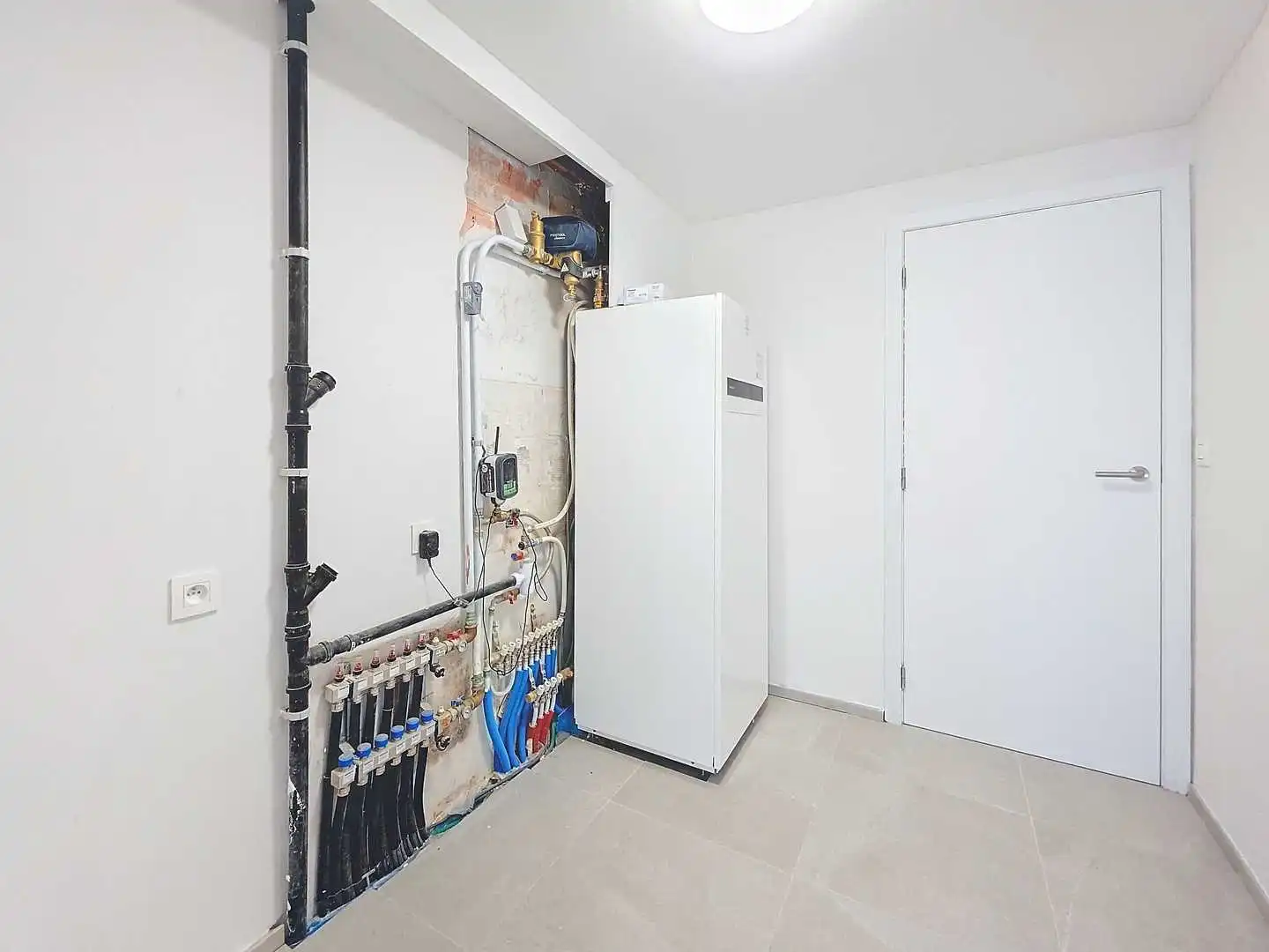 Gerenoveerde gezinswoning met tuin en garage te Nieuwpoort-Stad foto 5