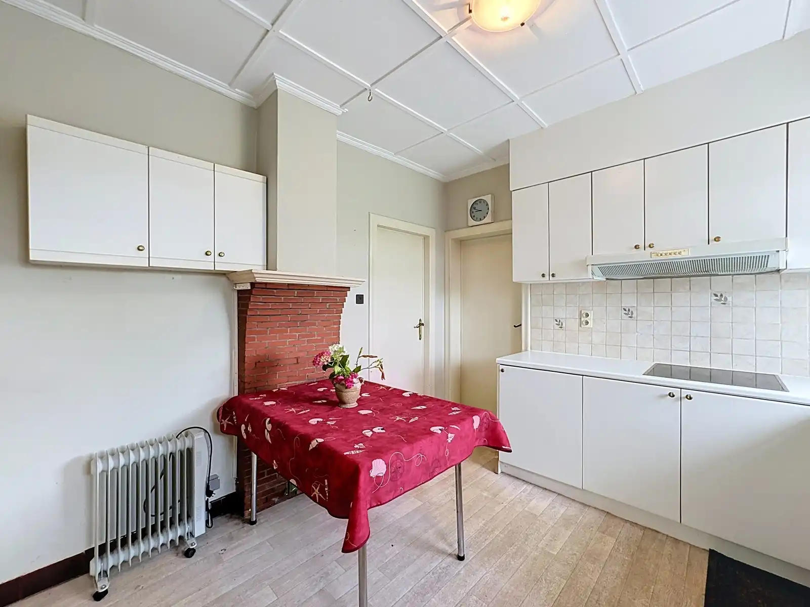 Woning met opslagruimte (313m2) op 3.196m2 grond te Lissewege! foto 9