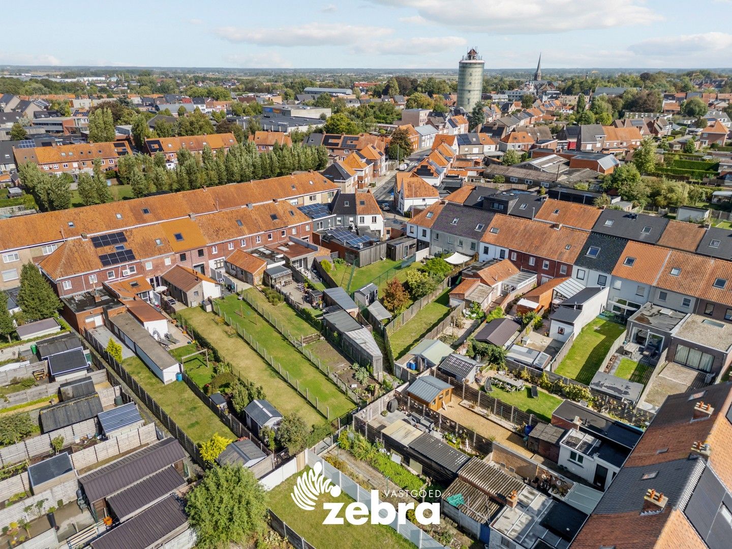 Op te frissen woning met zuidwestgerichte tuin en uitweg op een centrale ligging te Tielt! foto 28