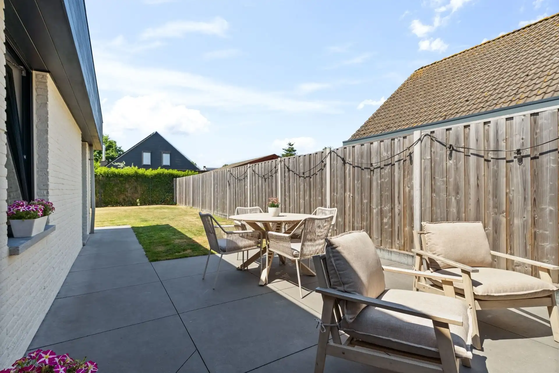 Prachtig vernieuwde, energiezuinige bungalow. foto 31