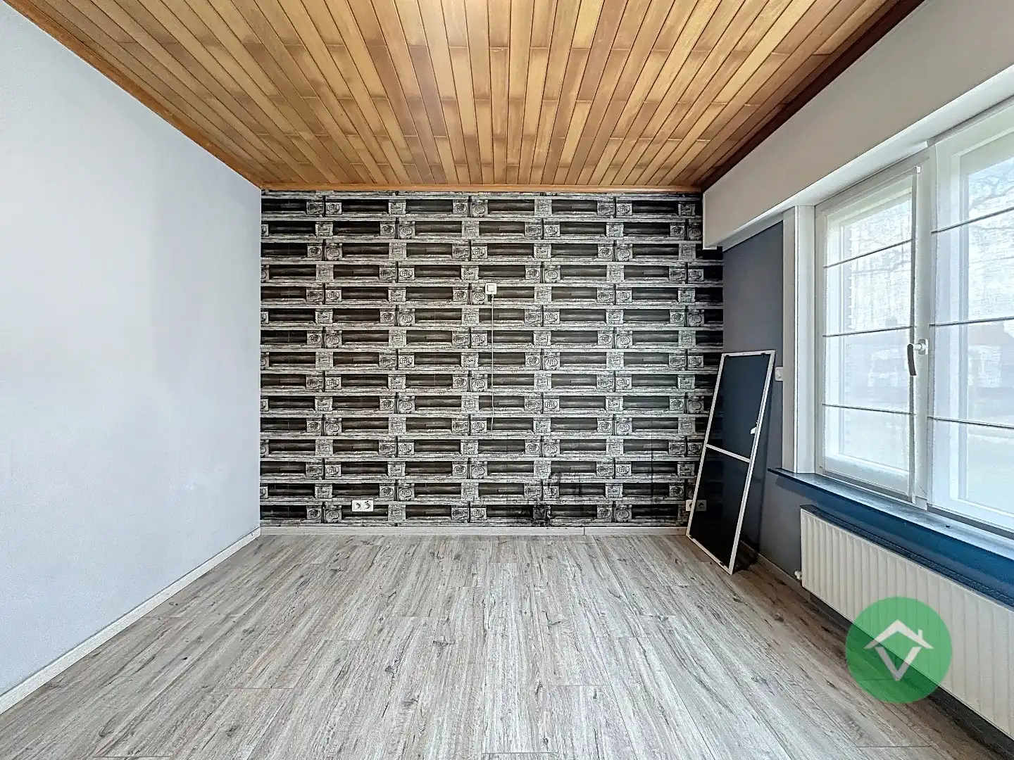 Statige bungalow op 1.811m² met landelijk zicht, drie slaapkamers en twee garages te Ichtegem foto 15