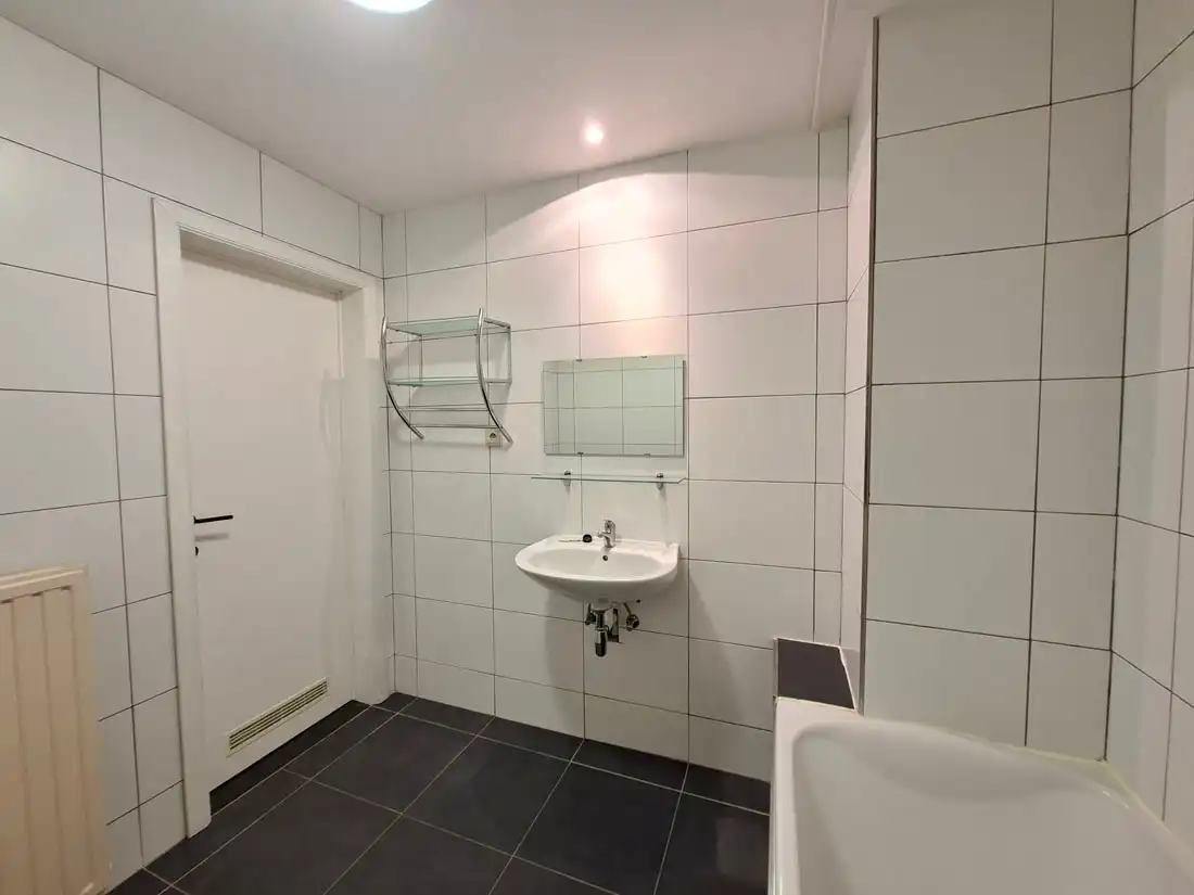 Ruim 3 slaapkamer duplex appartement te Lanaken foto 19