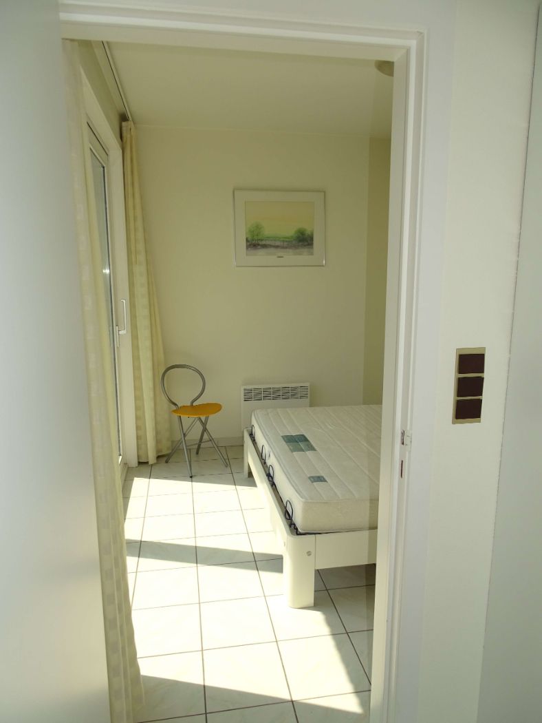 Residentie Delphine - ruim twee slaapkamer appartement nabij zee - Koksijde-Bad foto 13
