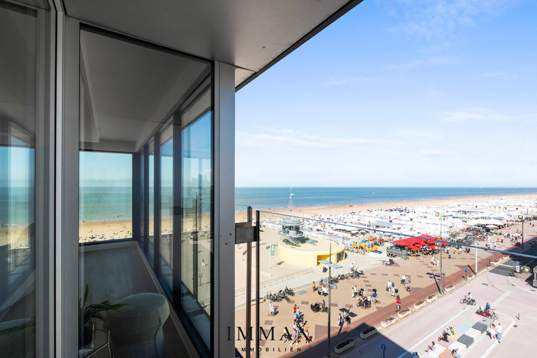 Prachtig hoekappartement met frontaal zeezicht | Knokke foto 8