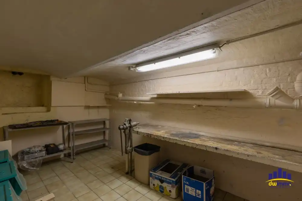 Te koop – Te renoveren rijwoning met tuin in hartje Ledeberg foto 11