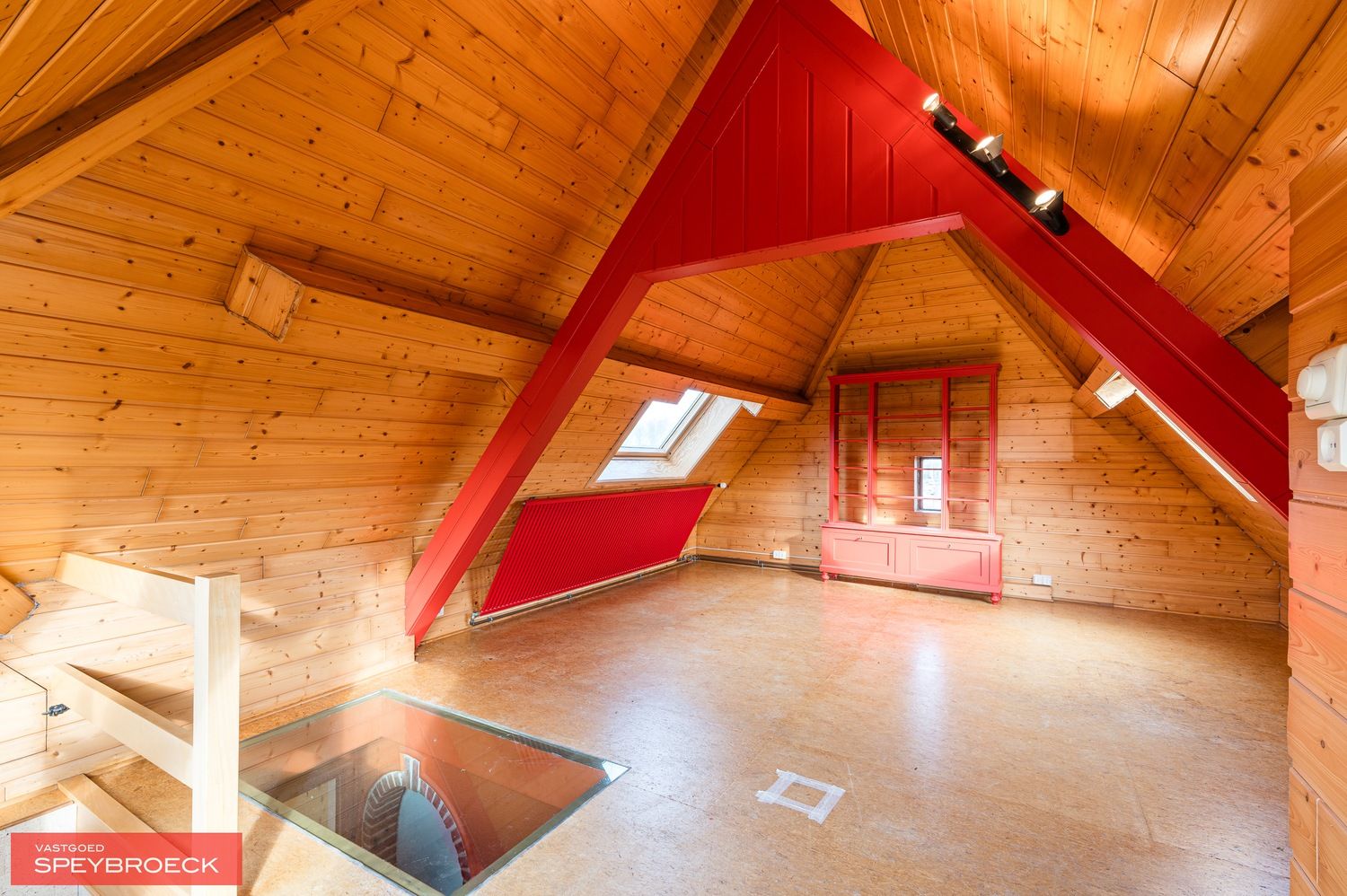 TE KOOP IN ASTENE foto 14