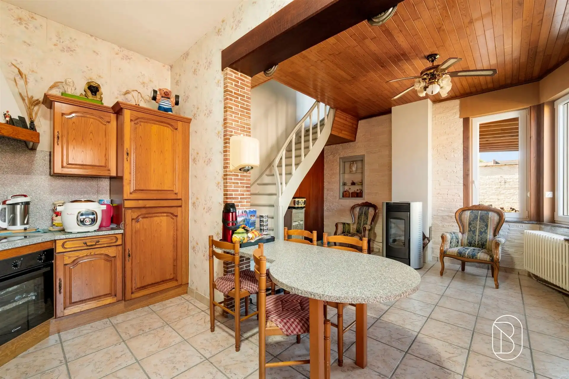 Charmewoning op een perceel van 660m² foto 10
