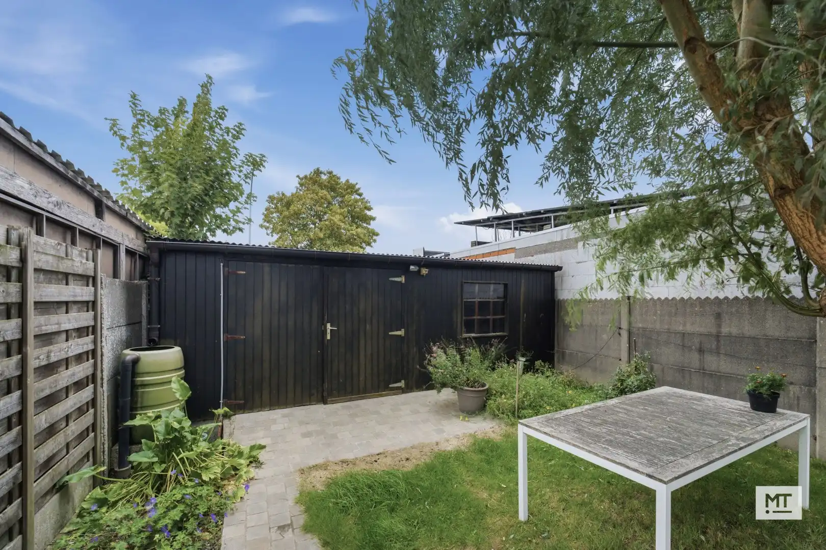 Verder af te werken woning met 3 slaapkamers, tuin, uitweg en dubbele garage in Oostnieuwkerke foto 21