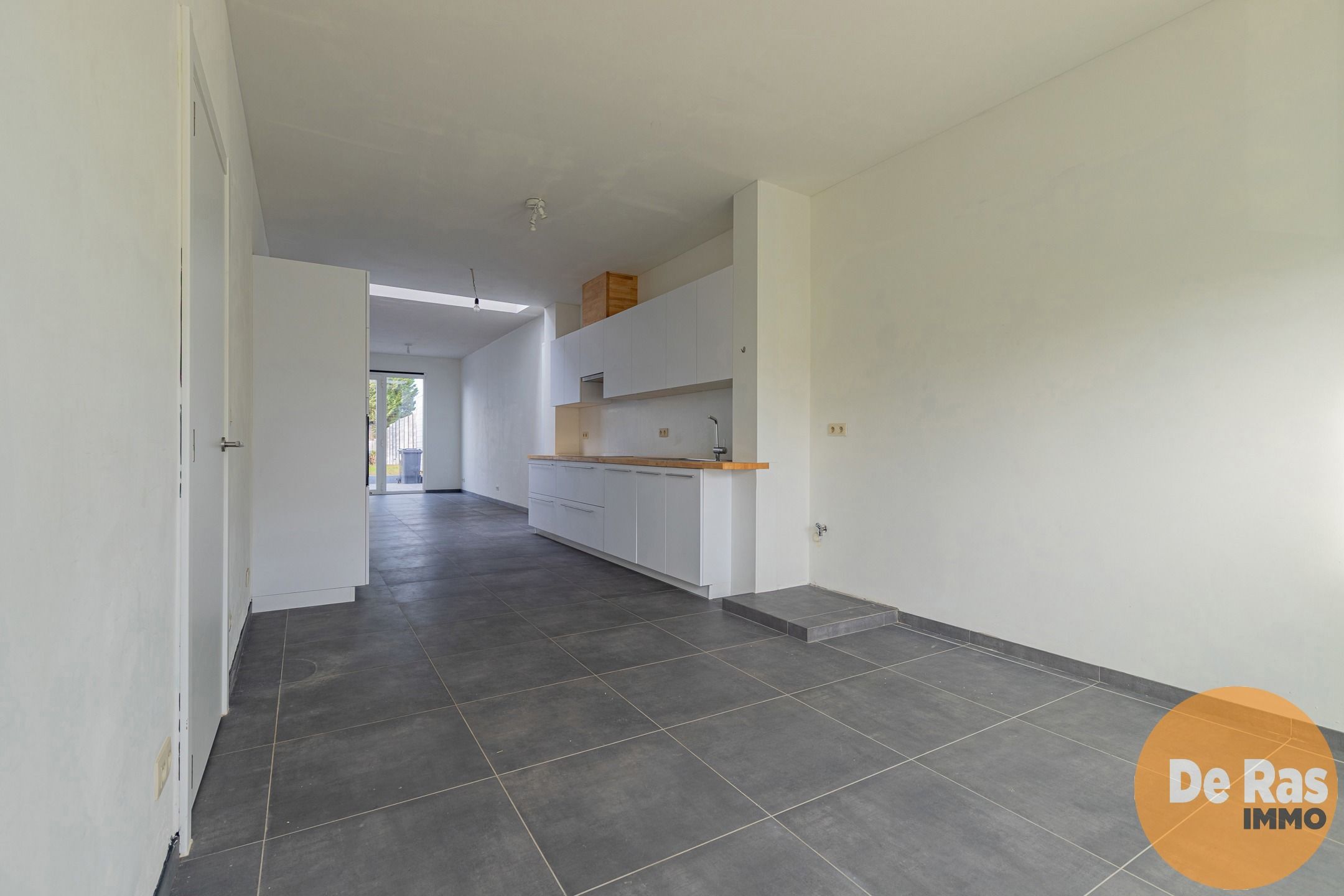 GROTENBERGE - PRACHTIG GERENOVEERDE WONING OP TOPLOCATIE! foto 8