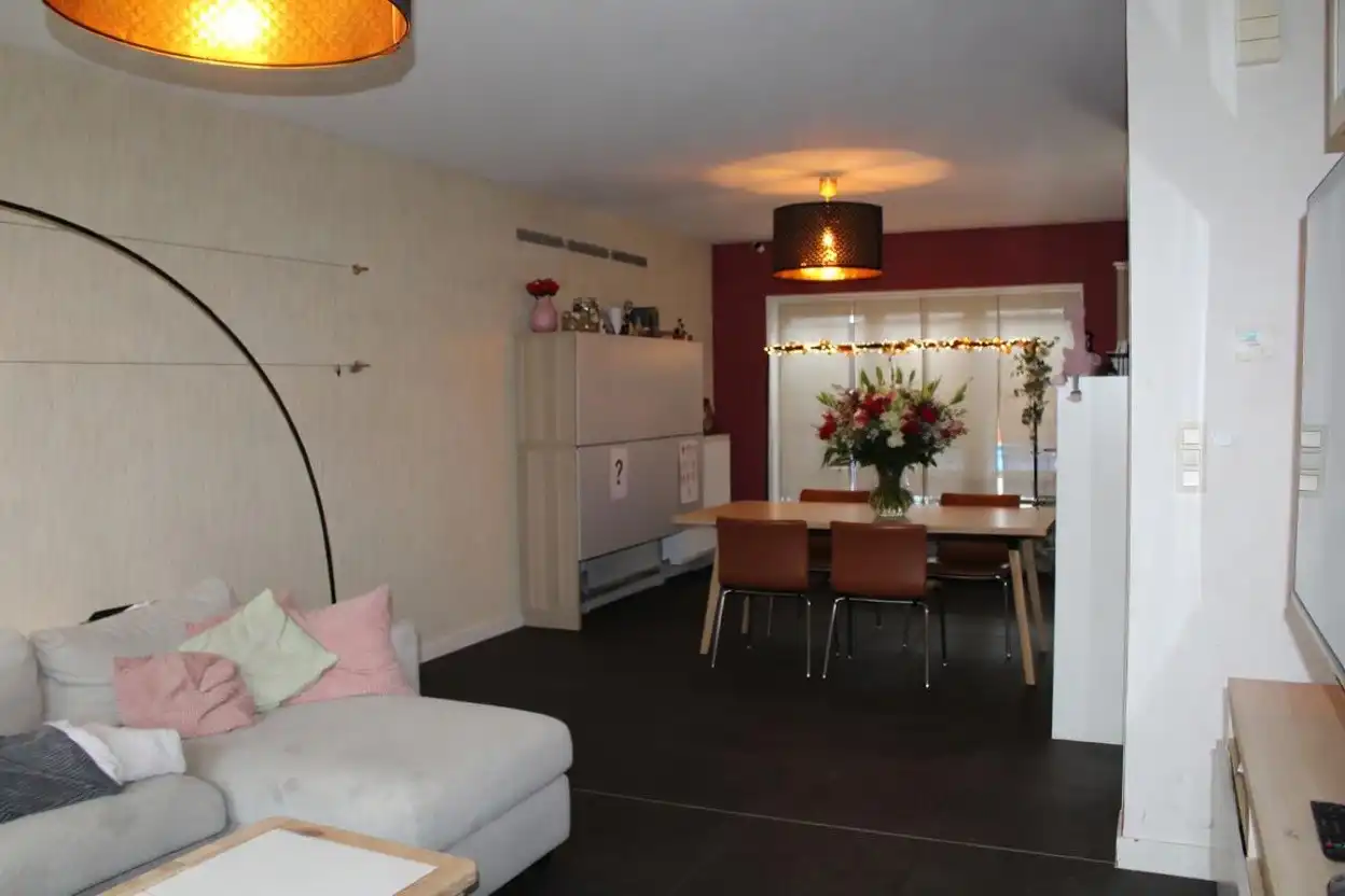 Super rustig gelegen recente woning foto 4