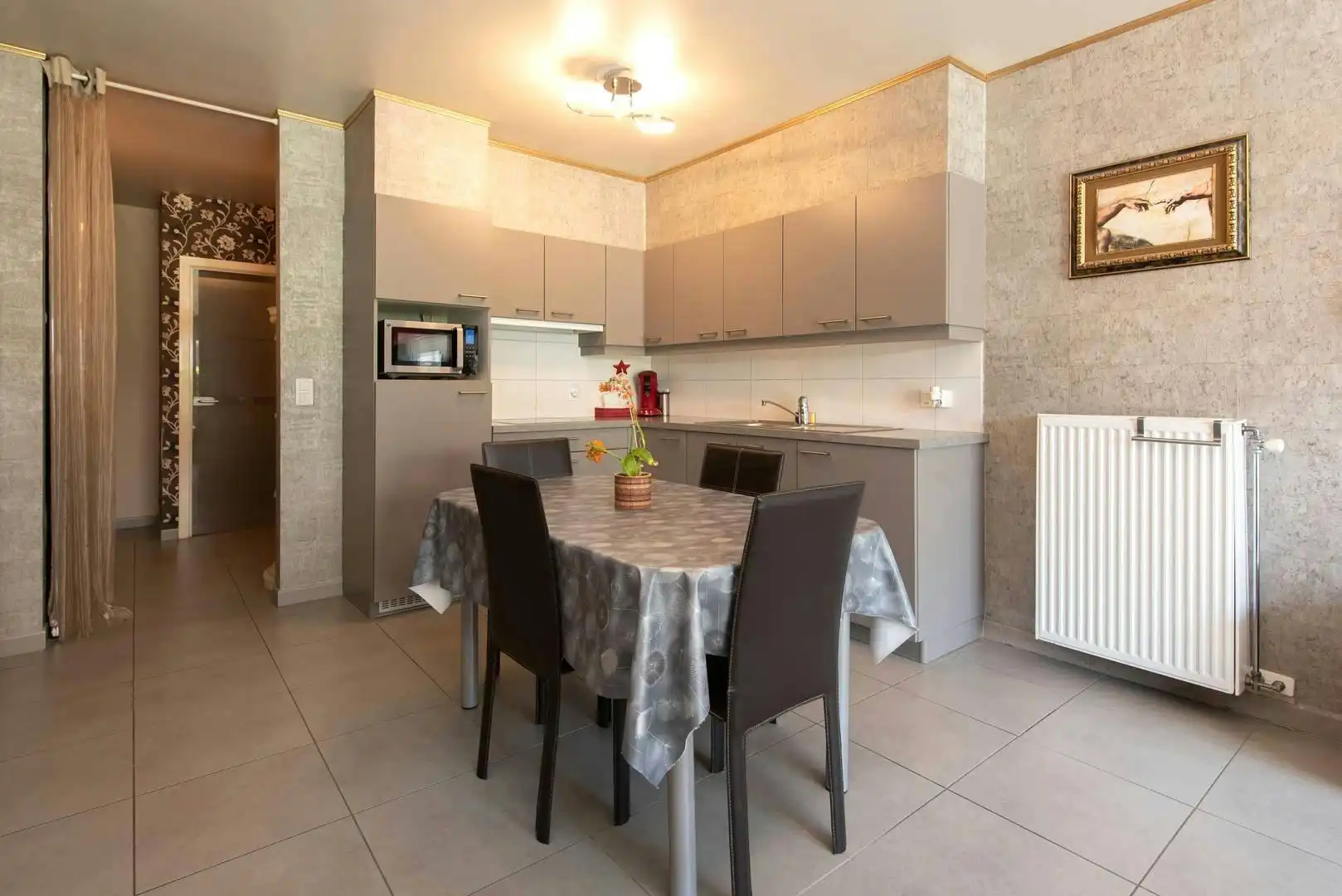 Gelijkvloers appartement met tuin te koop op rustige locatie foto 7