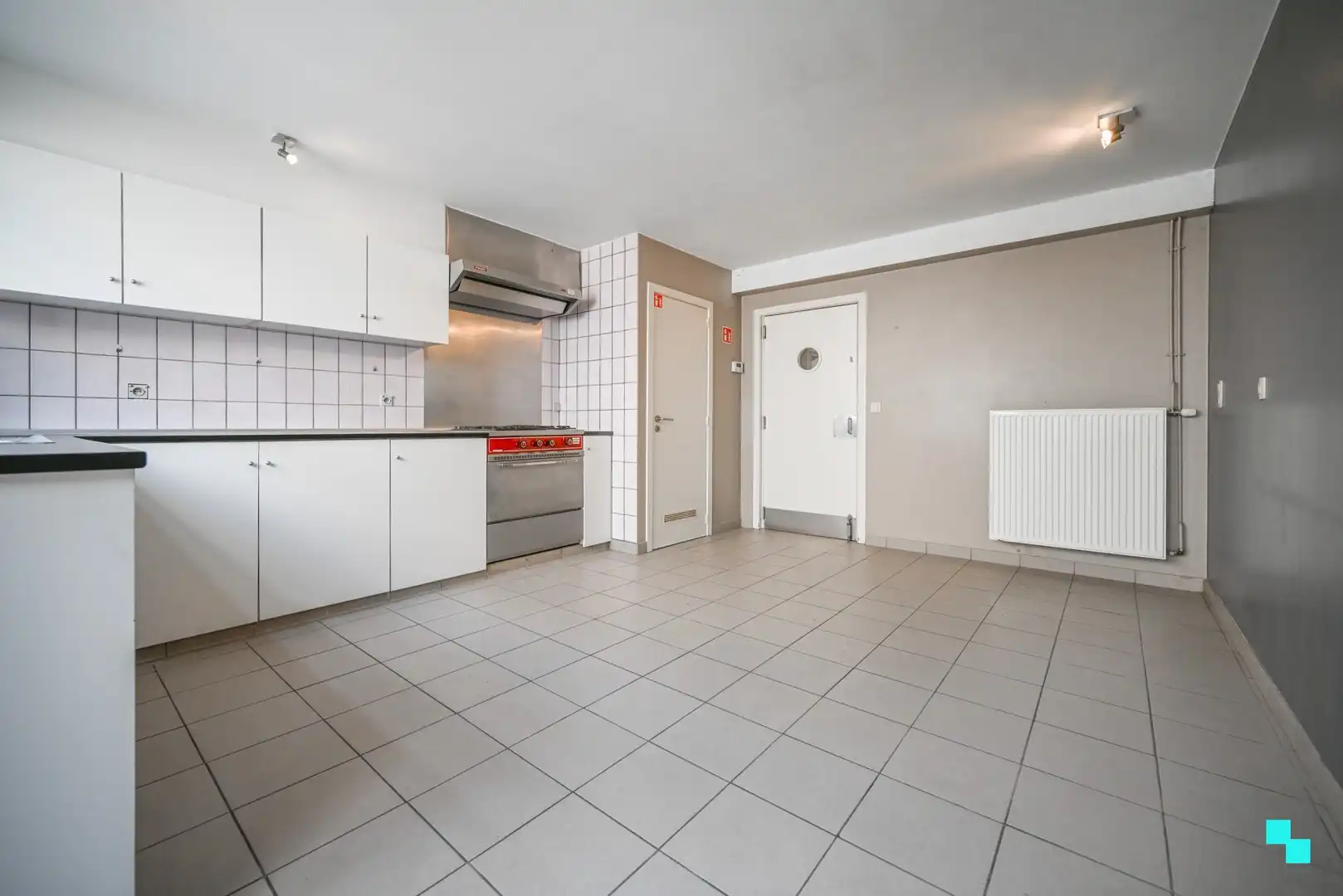 Commerciële ruimte op perfecte locatie foto 15