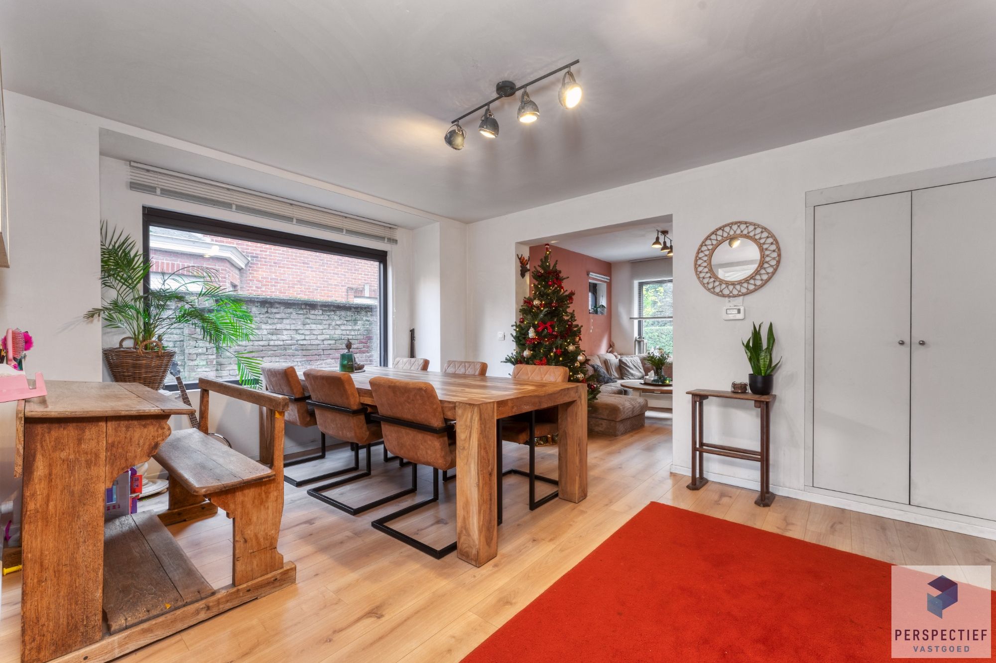 BEZOEKMOMENT ZATERDAG 6/12 VAN 16U30 TOT 18U | Uiterst GOED gelegen VERNIEUWDE woning met GROTE tuin foto 7