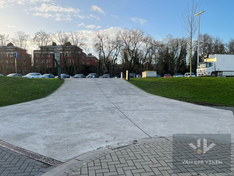 Ondergrondse autostaanplaats vlakbij centrum en hogescholen foto 4