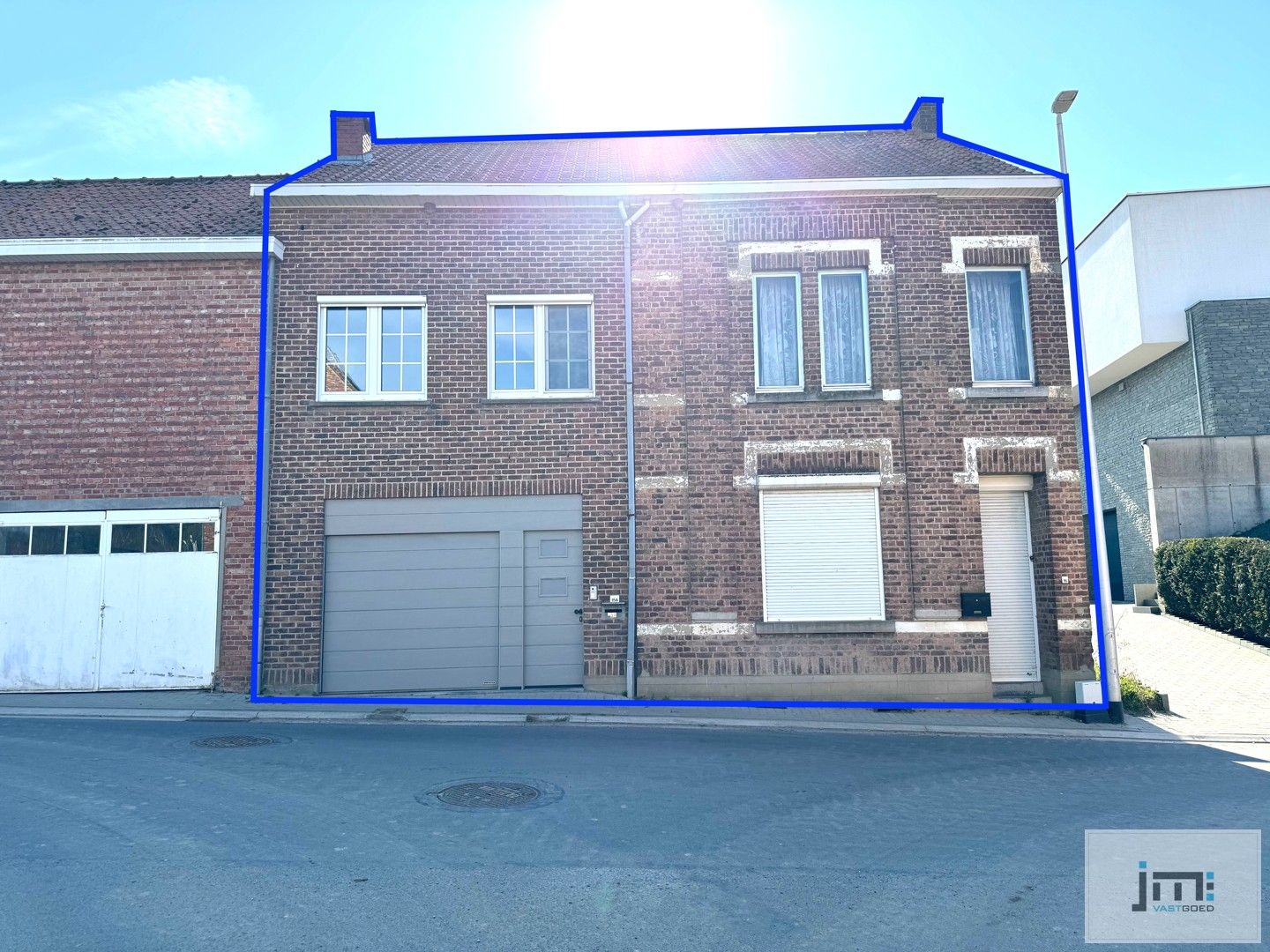 Hoofdfoto van de publicatie: Twee woningen met potentieel in het landelijke Voort