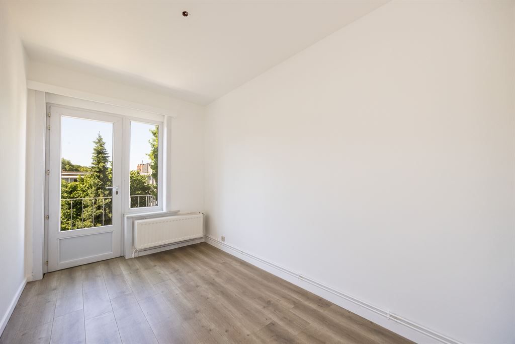 Lichtrijk appartement tussen het groen foto 10