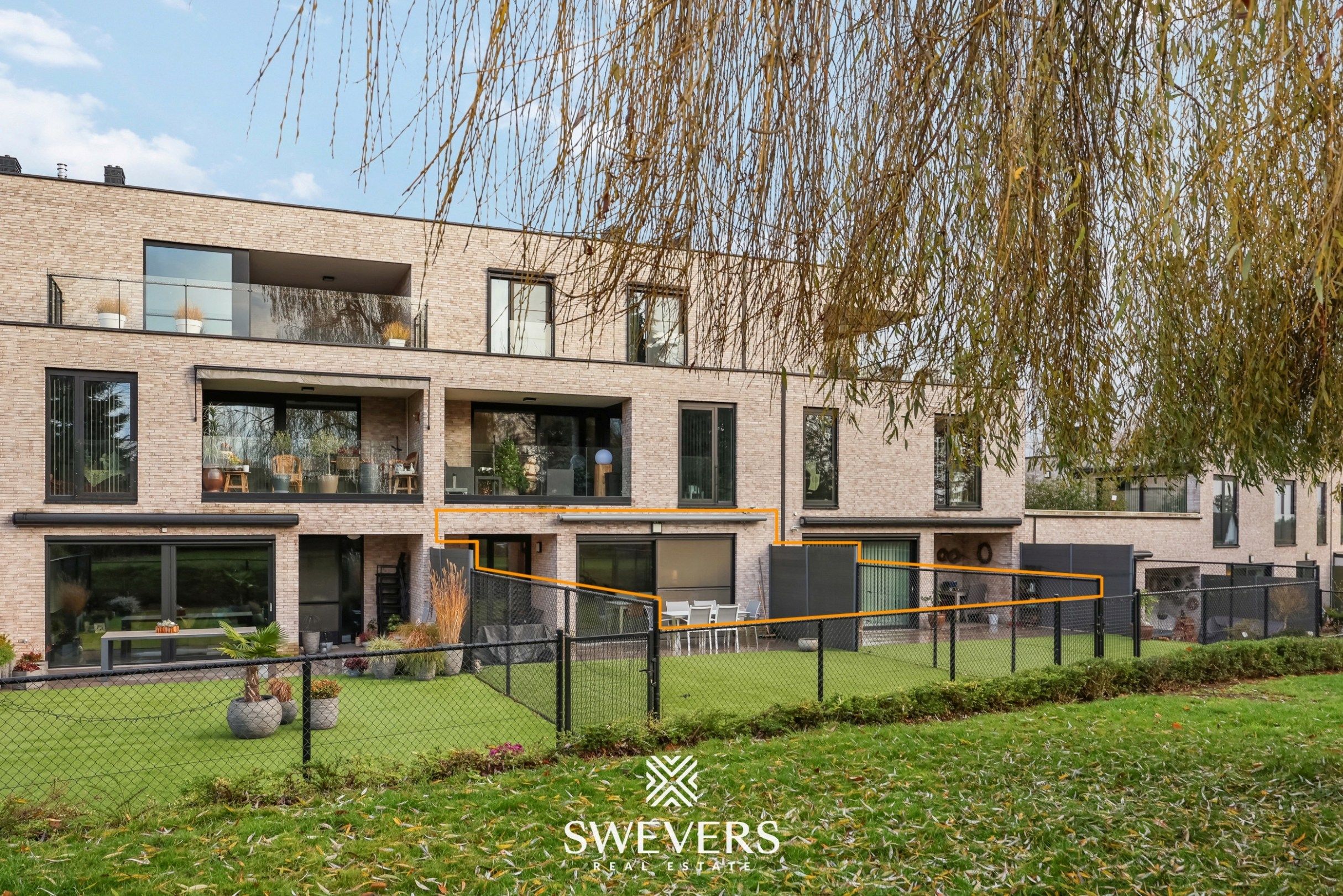 Gelijkvloers appartement met privétuin en dubbele garage foto 22