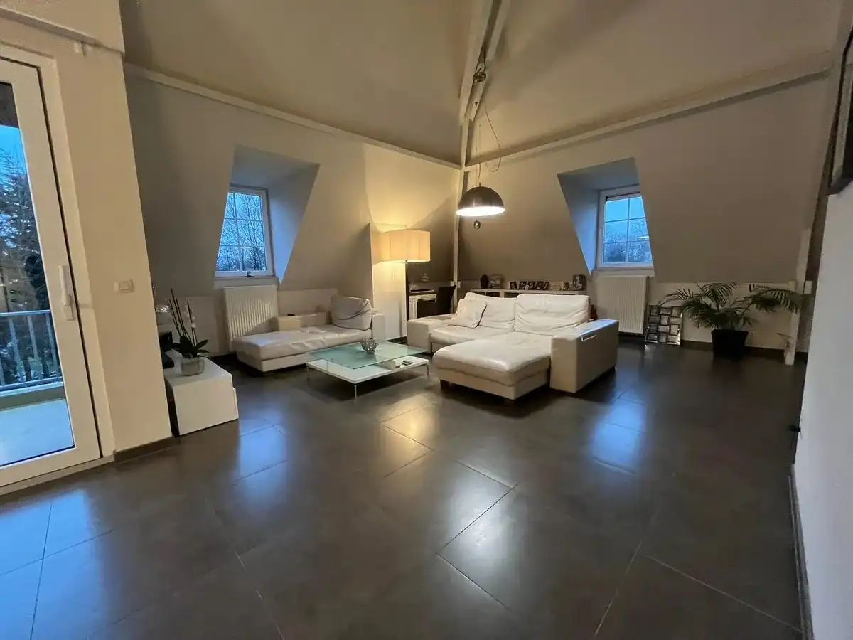 Uniek penthouse van 167 m² op toplocatie nabij het centrum van Mol! foto 8