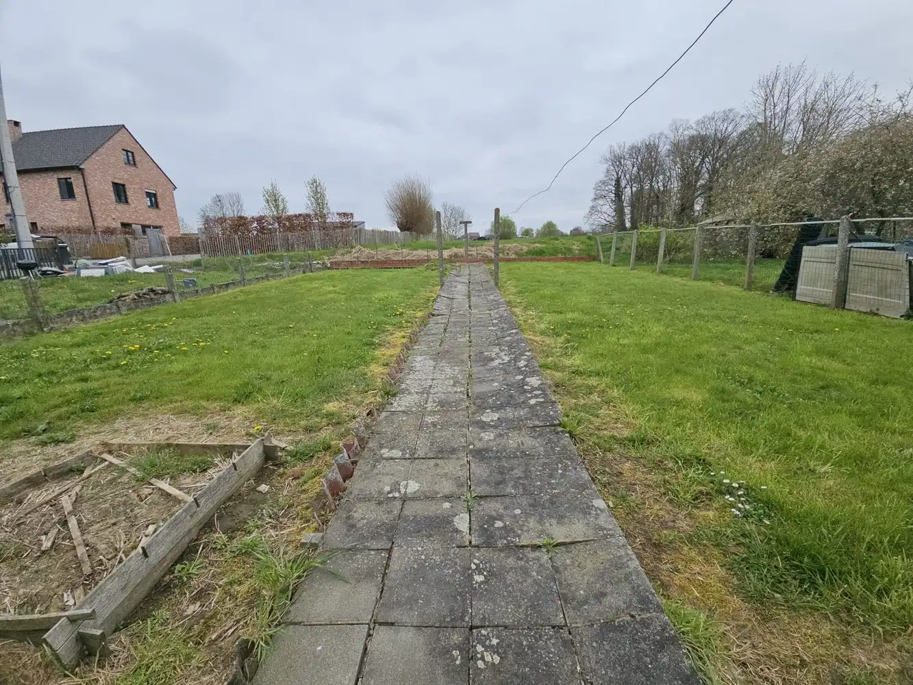 Landelijk gelegen woning met tuin foto 11