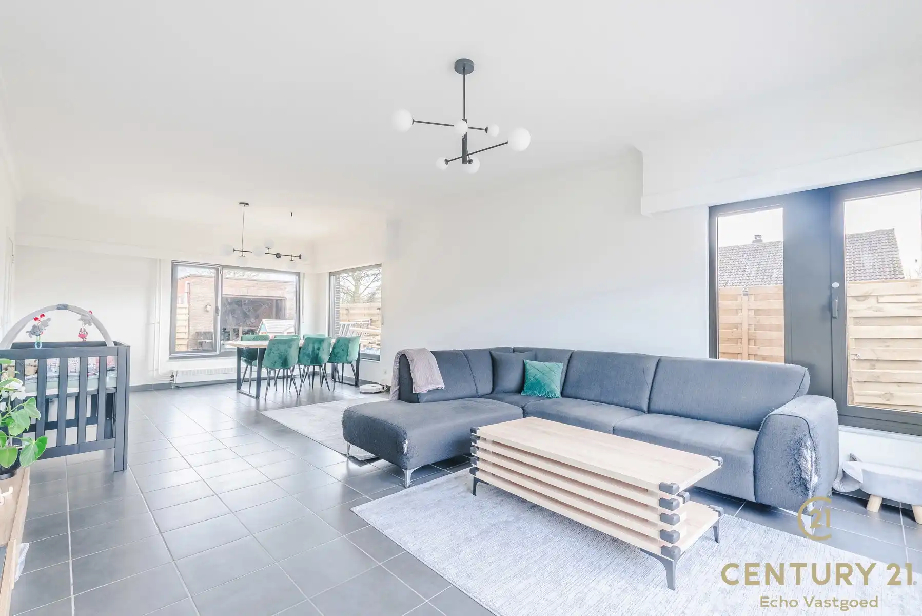 Charmante woning met 3slpk, garage en tuin in Oud-Turnhout foto 3