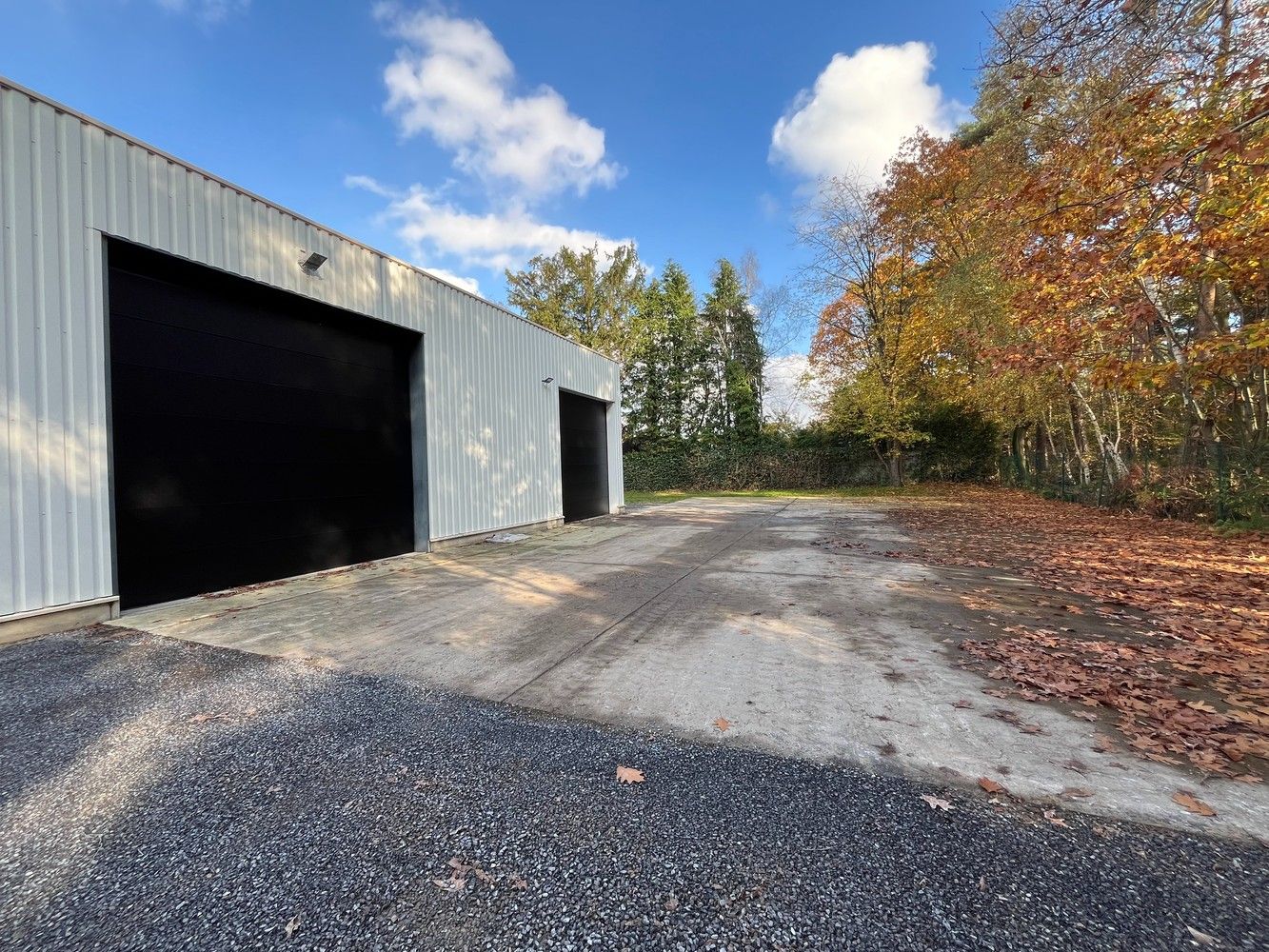 750m² opslagruimte met kantoor foto 2