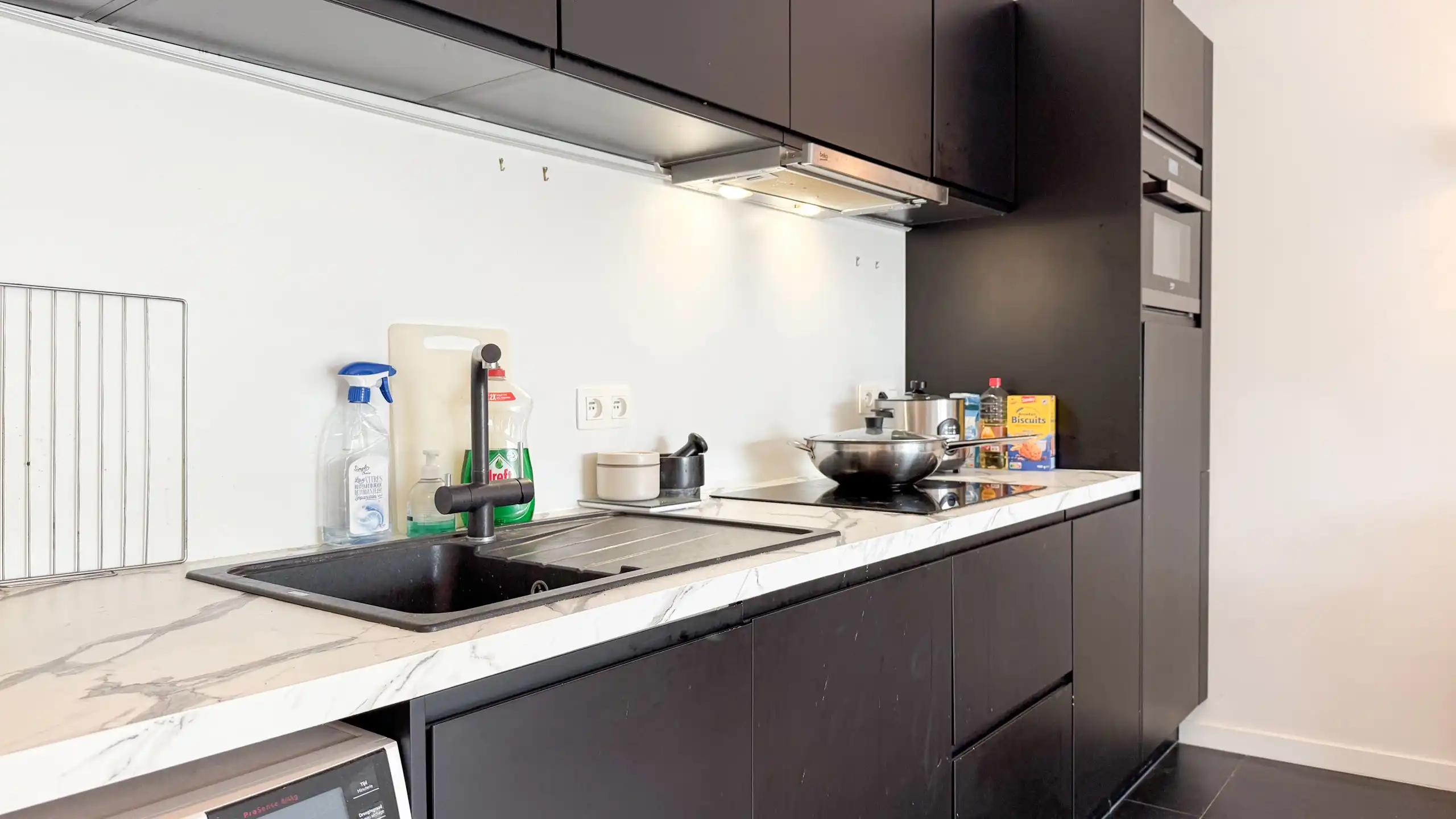 Residentieel modern appartement met ondergronde parking! foto 11