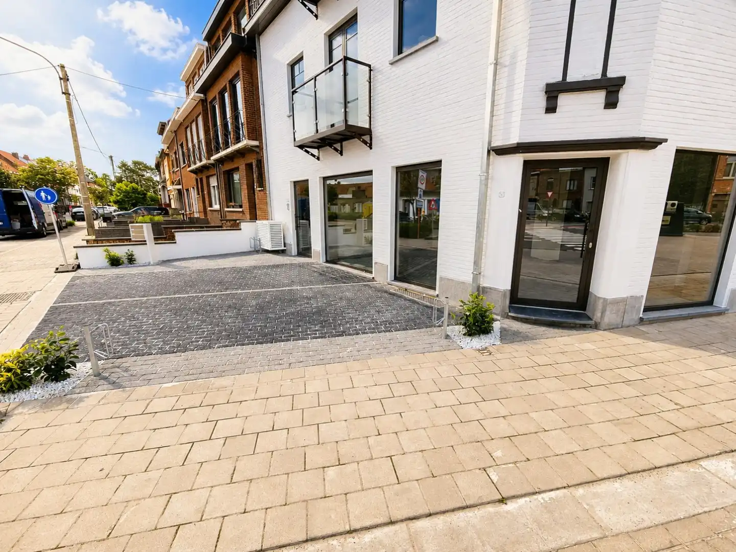 Handelspand op commerciële ligging  foto 3