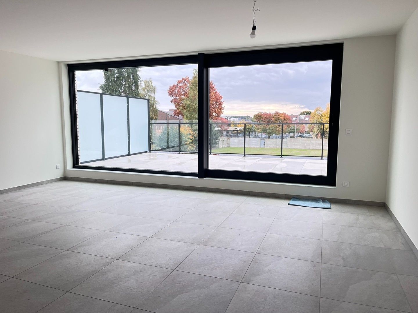 Nieuwbouw appartement met twee slaapkamers en ruim terras foto 11