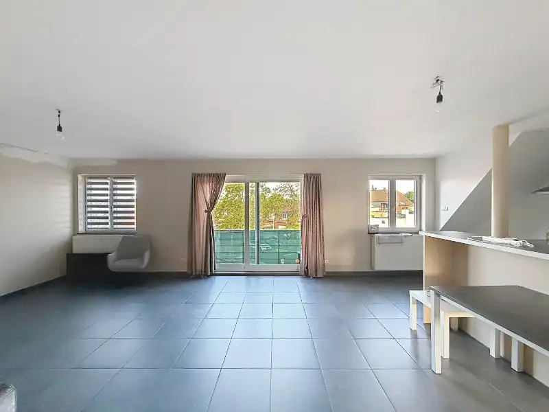 Gezellig appartement met terras in het centrum van Wondelgem foto 2