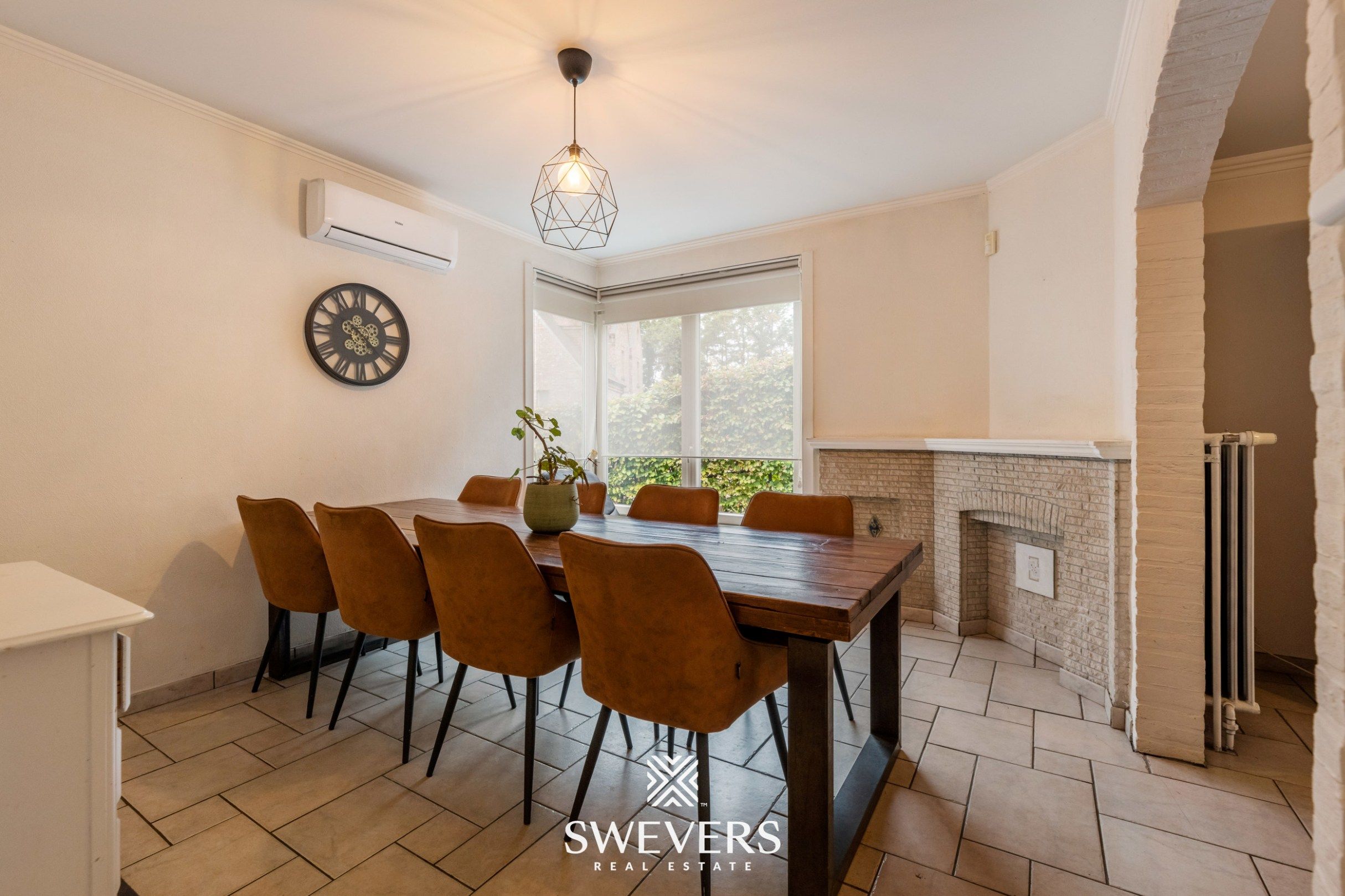 Instapklare gezinswoning met 3 slaapkamers, ruime kelder en zuidgerichte tuin in Beringen foto 9