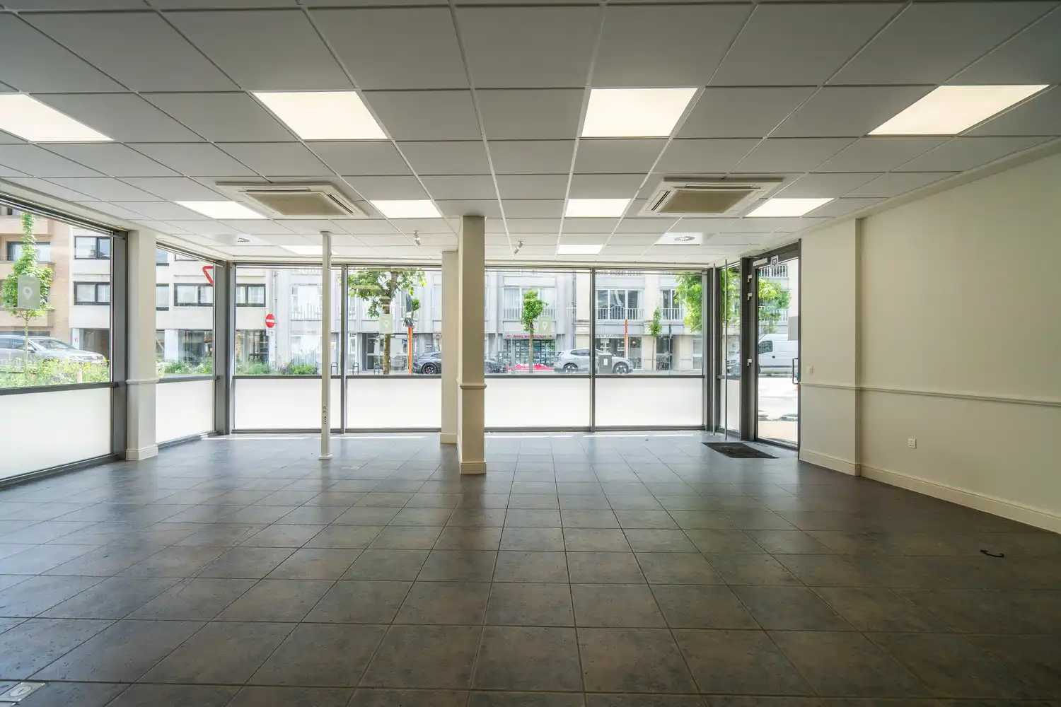 KANTOOR NABIJ GROTE MARKT foto 2