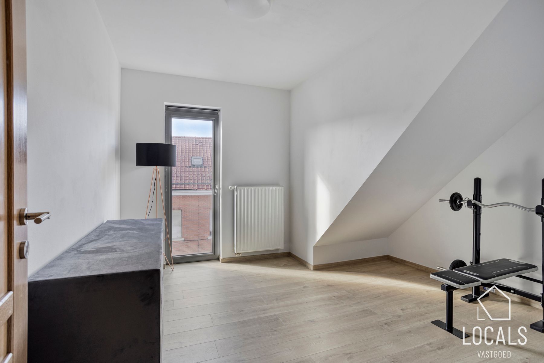 Instapklaar appartement met garage in Denderleeuw foto 11