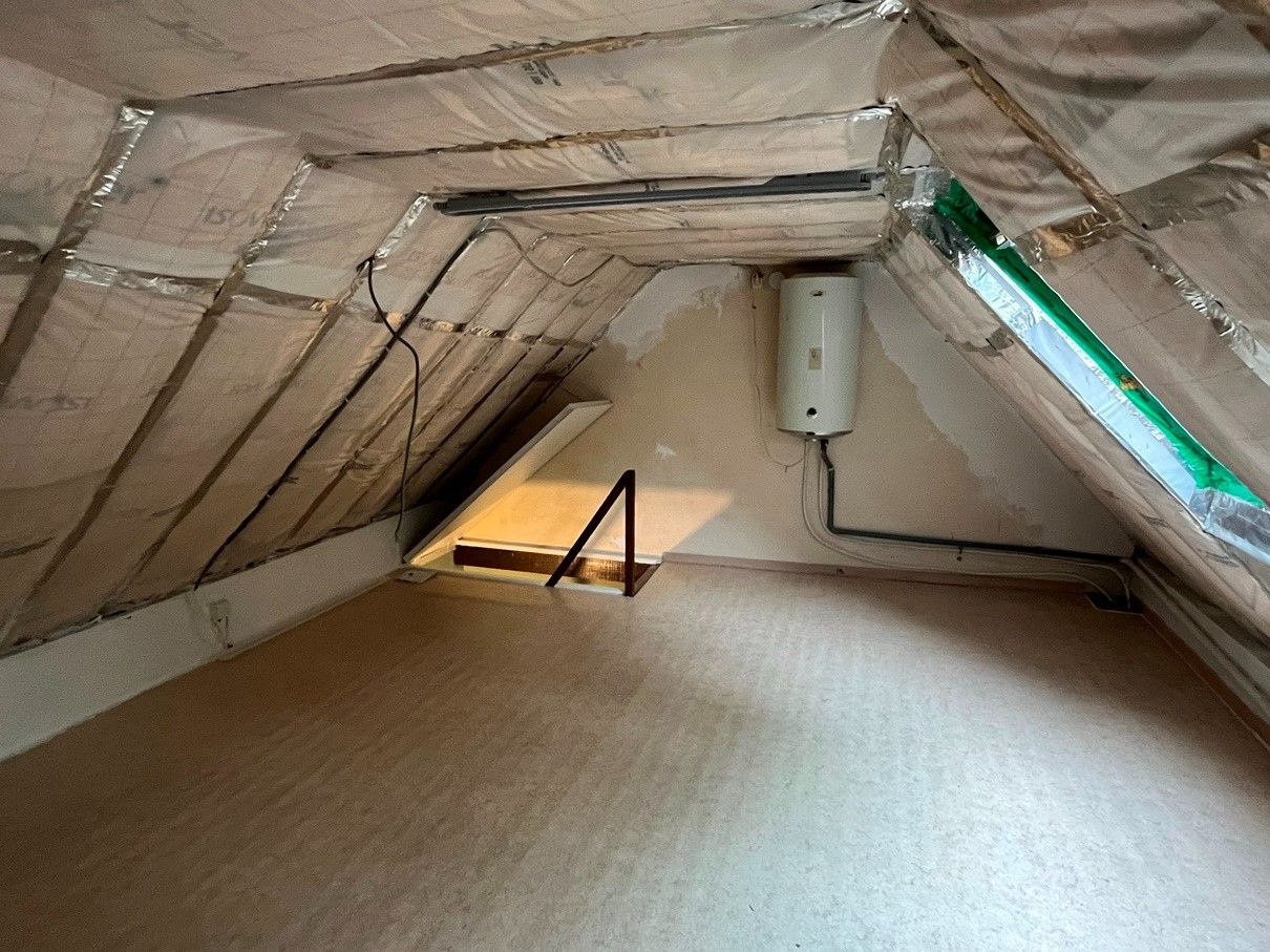 ***IN OPTIE*** Gezellig huisje met één slaapkamer te huur in centrum van Kortrijk. foto 11