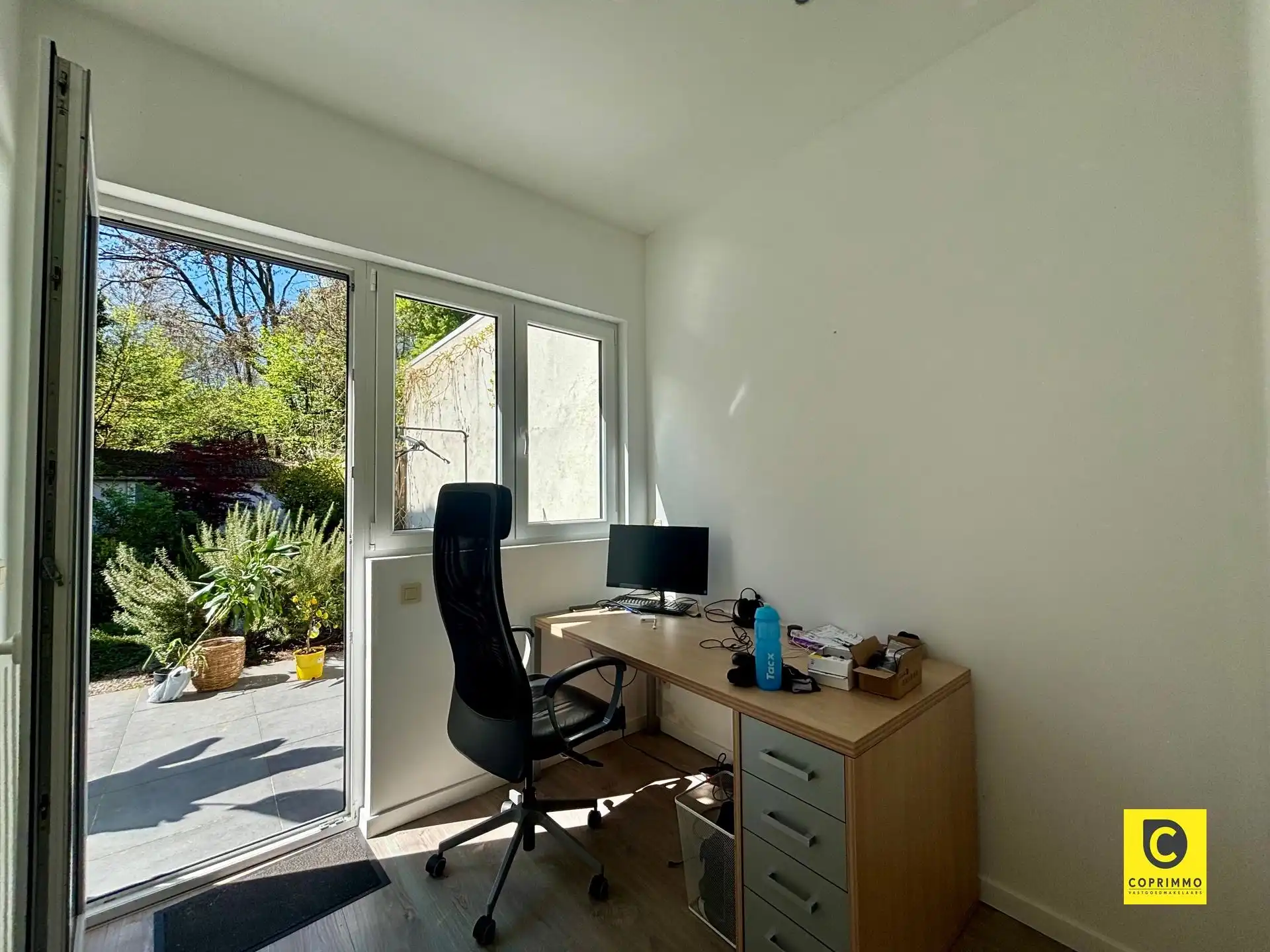 Stijlvol gelijkvloers app met ruime tuin! foto 6