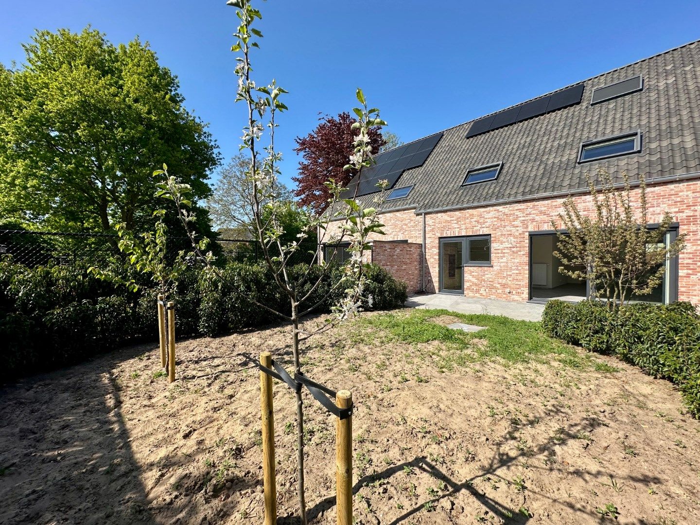 Nieuwbouwwoning in rustige woonwijk foto 7