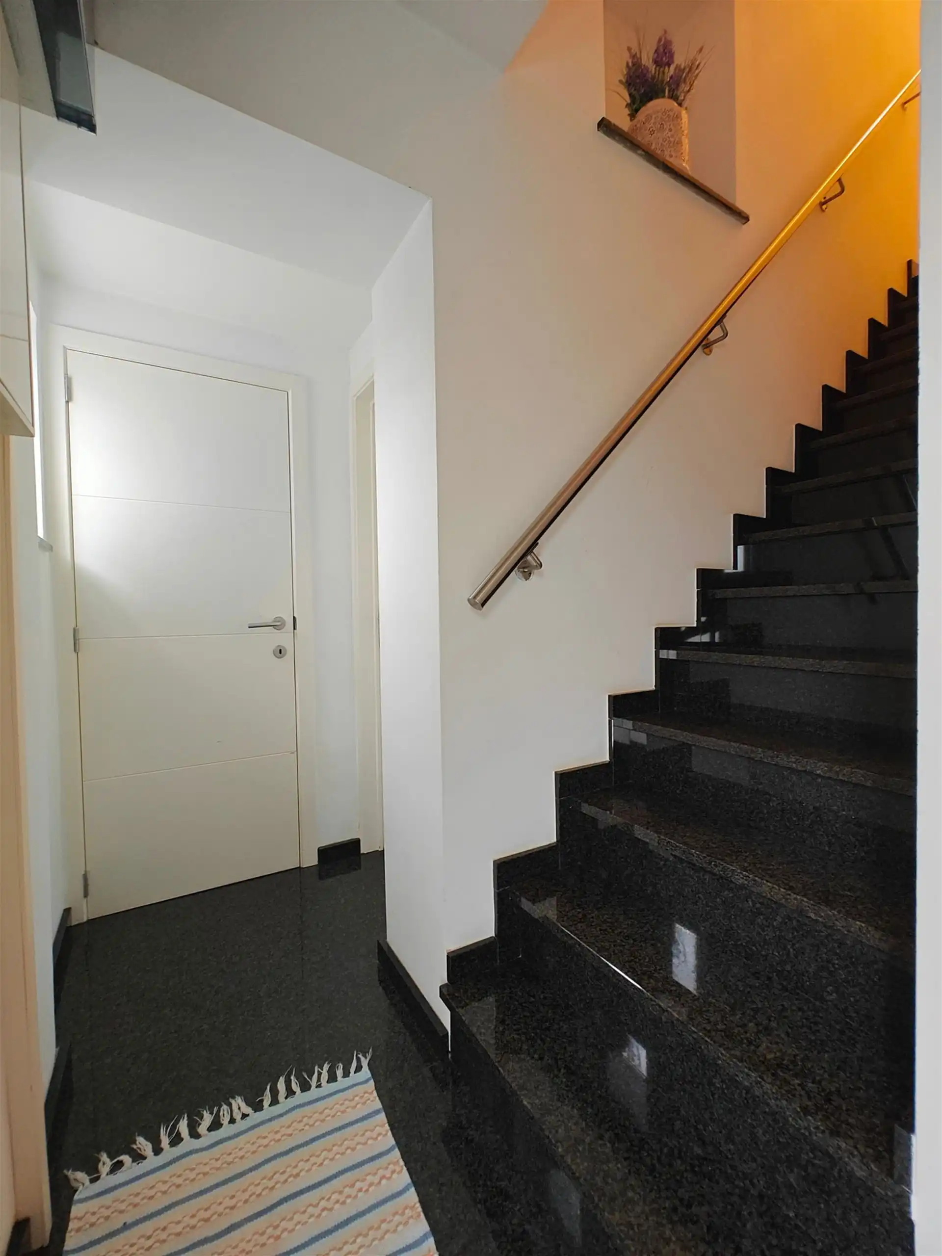 Instapklare woning met 3 slaapkamers  foto 13